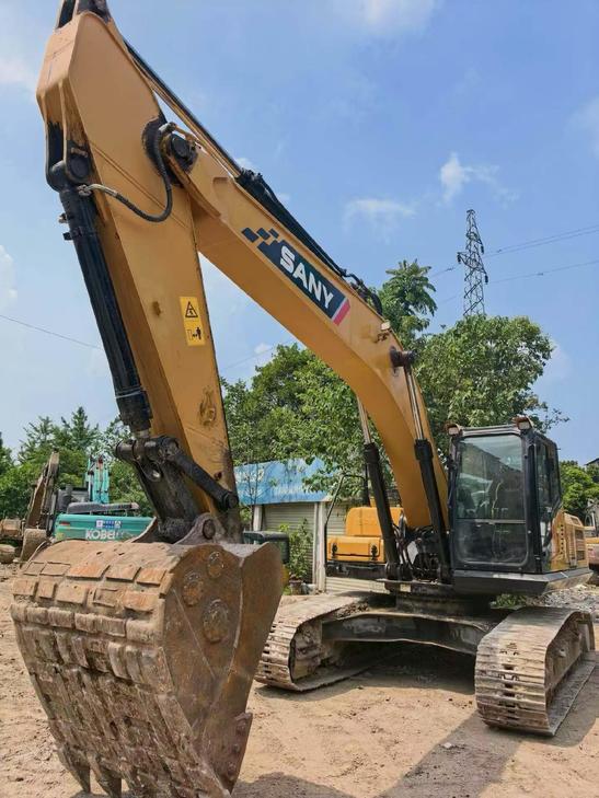 Buy Sany SY245H Used Excavator / 1