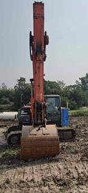 Buy Hitachi ZH200-5B Used Excavator / 2 Buy Hitachi ZH200-5B Used Excavator / 2