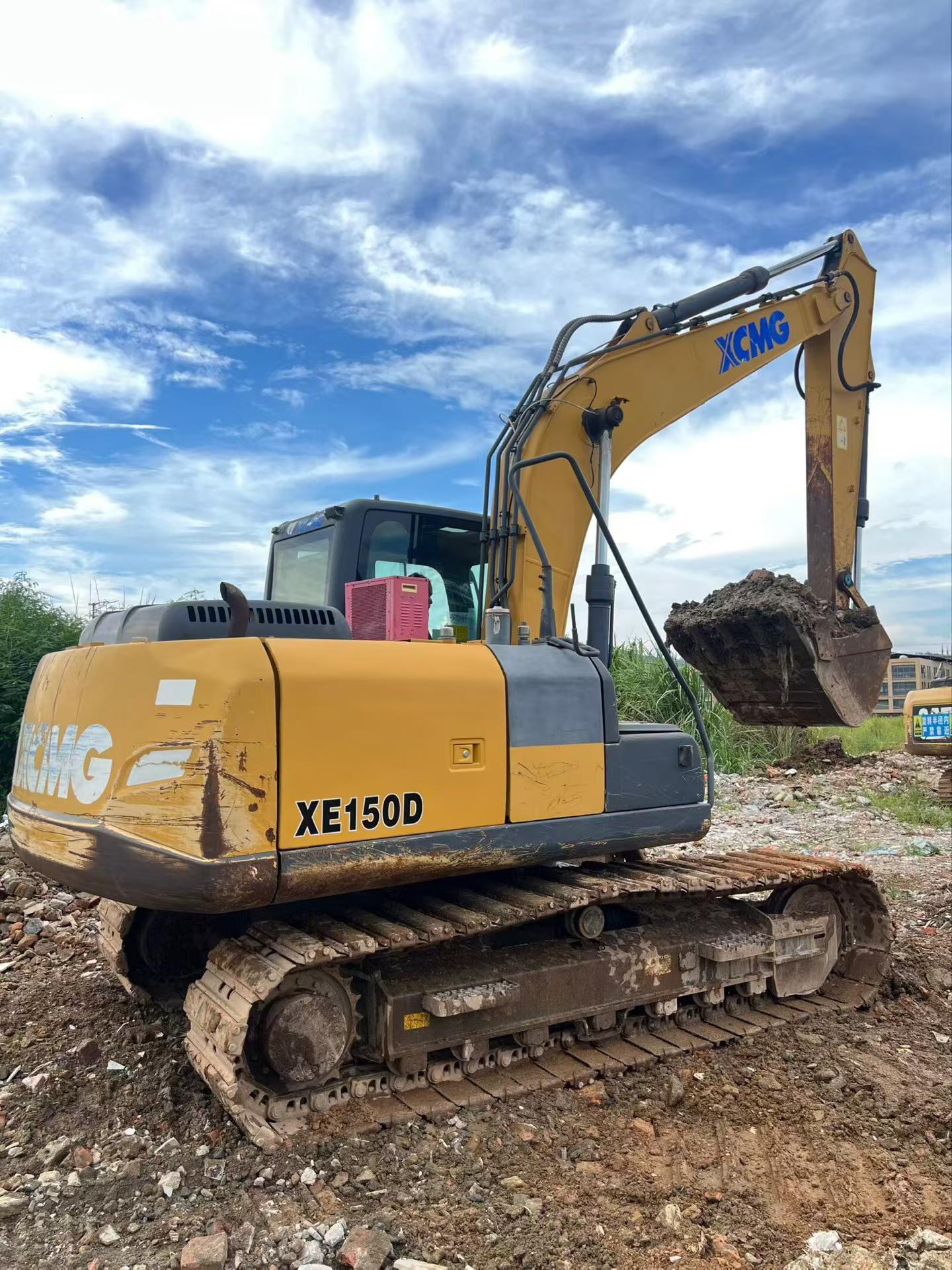 Buy XCMG XE150 Used Excavator / 2