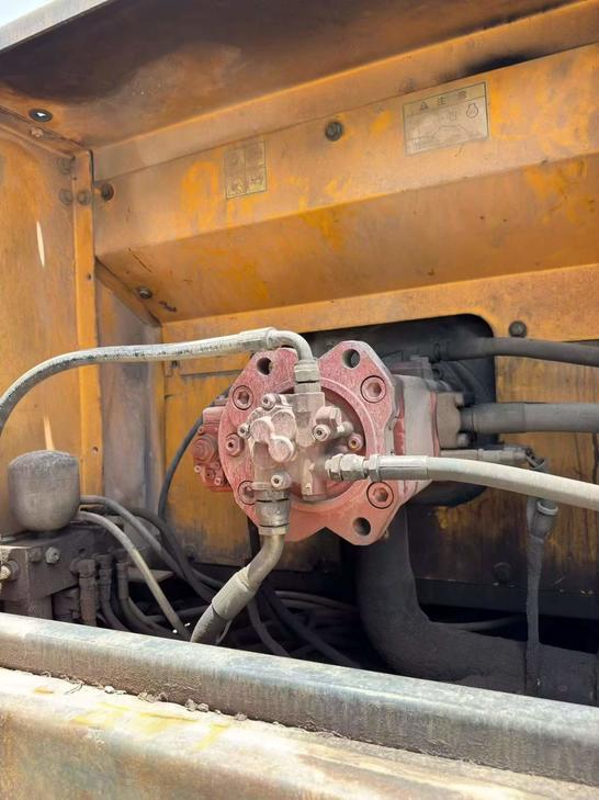 Buy Hyundai R305LC-7 Used Excavator / 1
