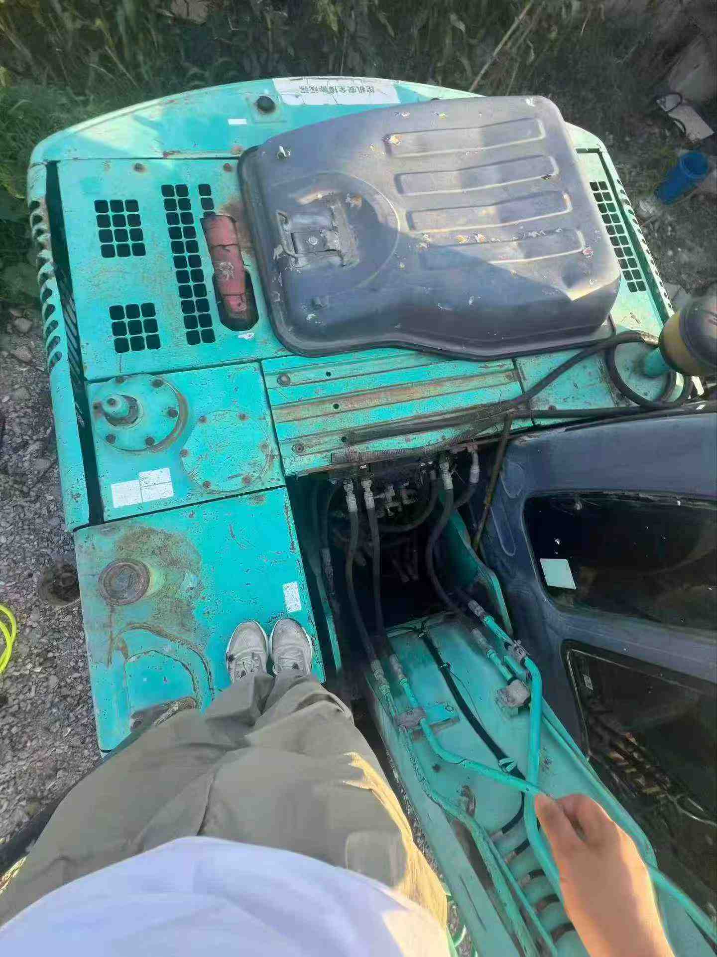Compre Excavadora Kobelco SK140 Usada / 4