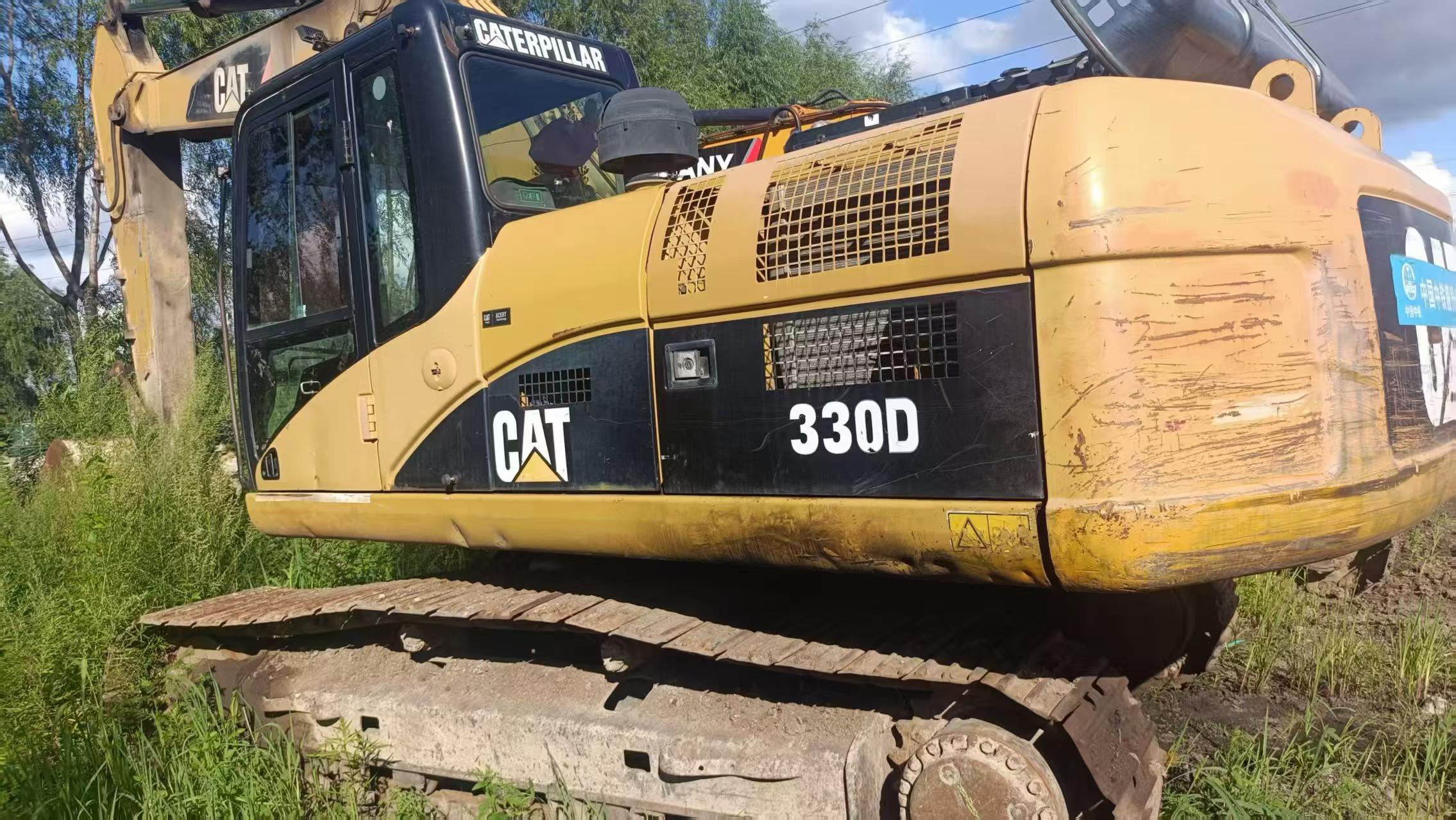 شراء حفارة Caterpillar 324D مستعملة / 3