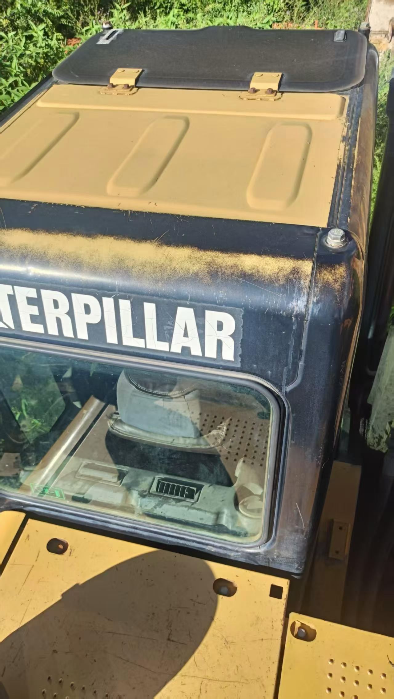 شراء حفارة Caterpillar 324D مستعملة / 9