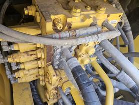 Compre Escavadeira Komatsu PC200 Usada / 4 Compre Escavadeira Komatsu PC200 Usada / 4