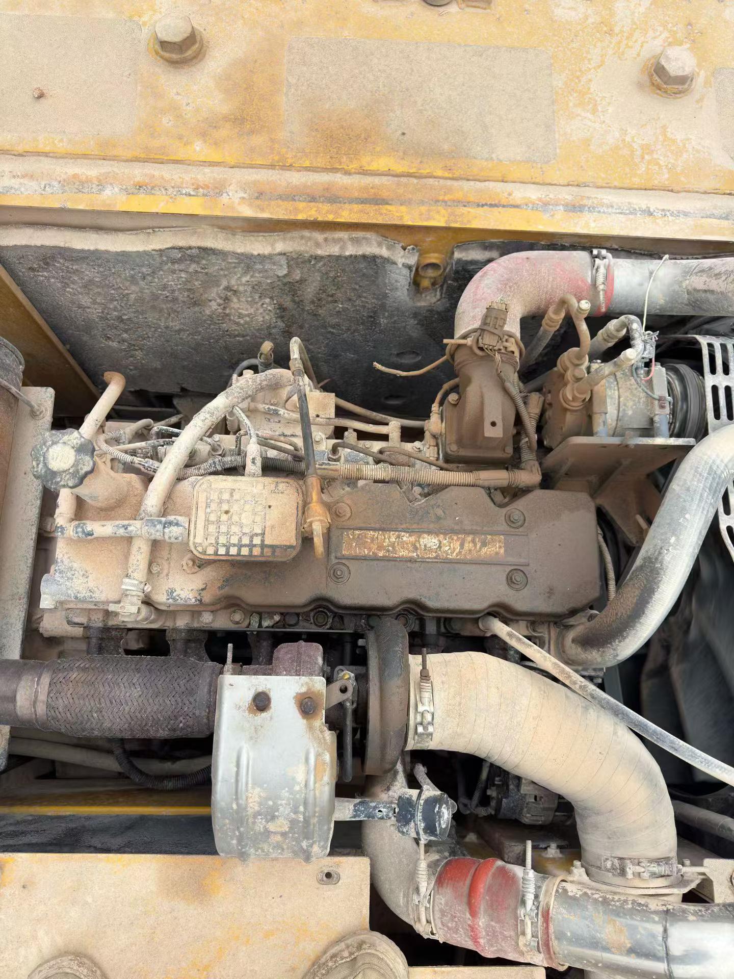 شراء حفارة XCMG XE270DK مستعملة / 5