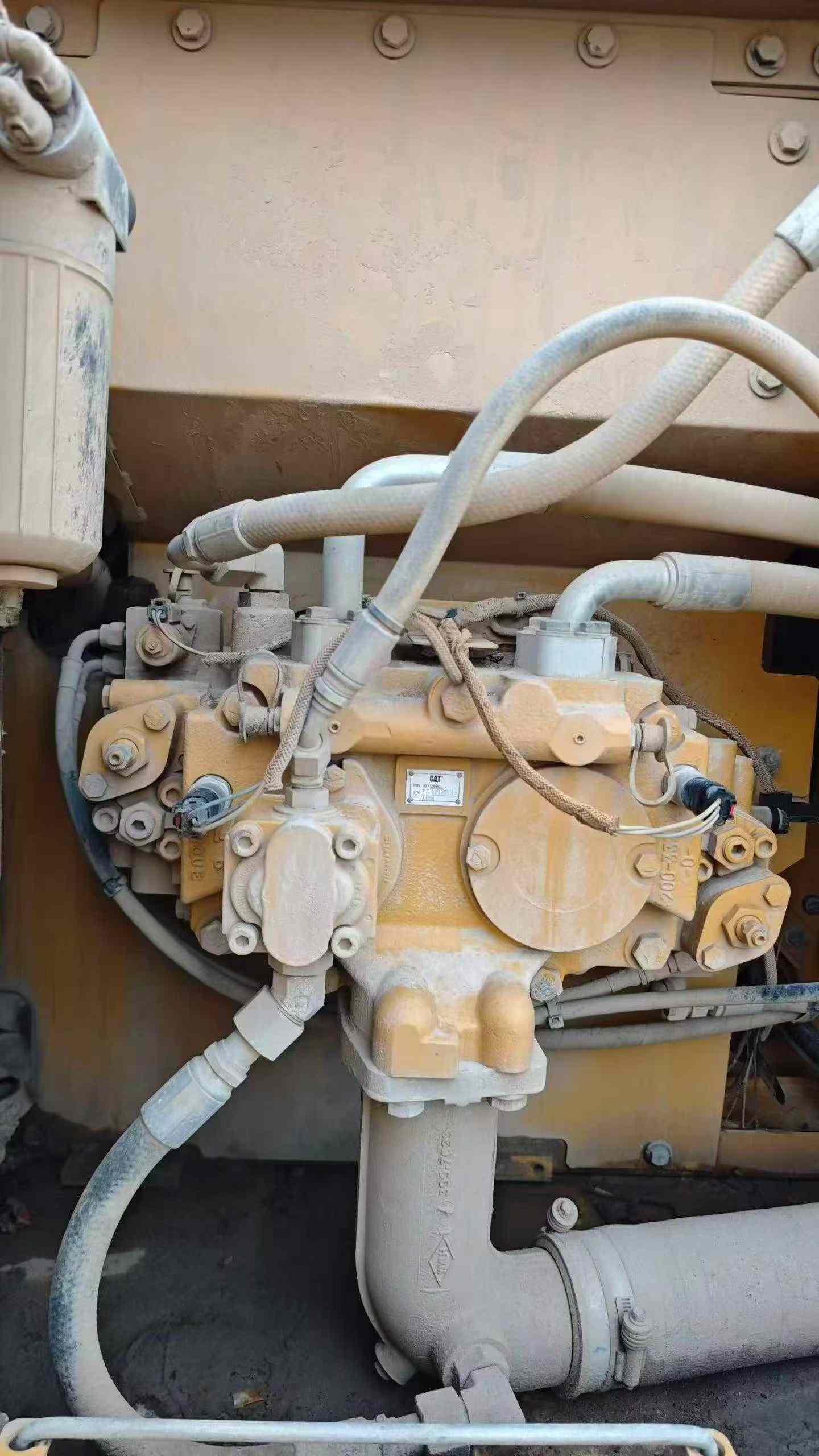 Buy Caterpillar 320D Used Excavator