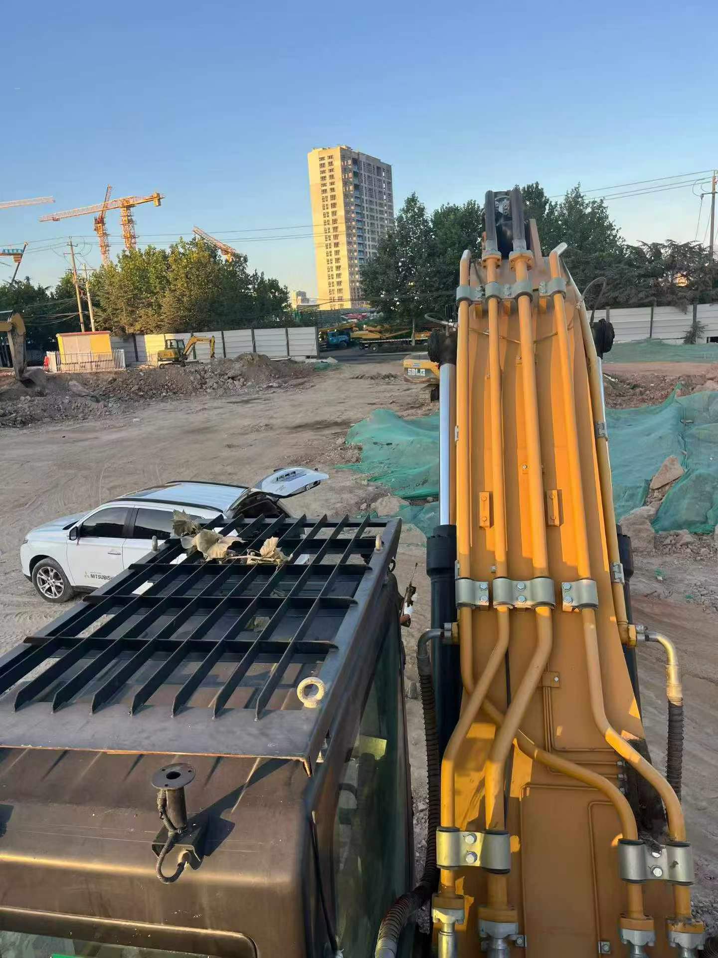 Buy Sany SY375H Used Excavator / 4 Buy Sany SY375H Used Excavator / 4
