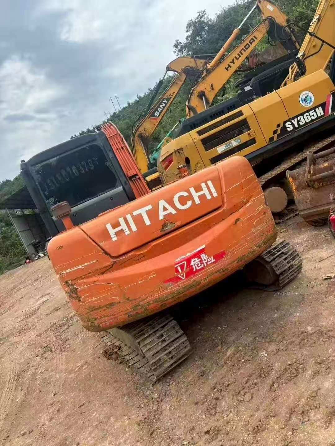Buy Hitachi EX60-5 Used Excavator / 2