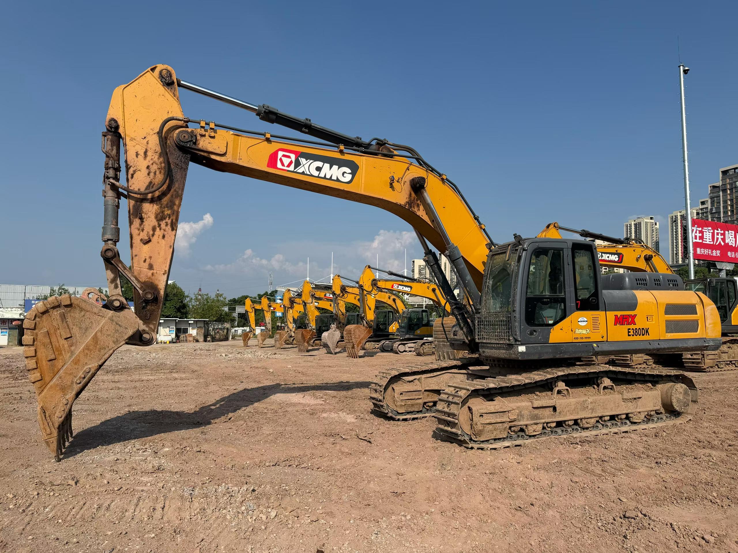 Купить Подержанный Экскаватор XCMG XE335C / 8 Купить Подержанный Экскаватор XCMG XE335C / 8