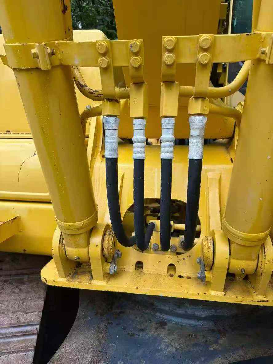 Buy Komatsu PC130-8 Used Excavator / 8 Buy Komatsu PC130-8 Used Excavator / 8