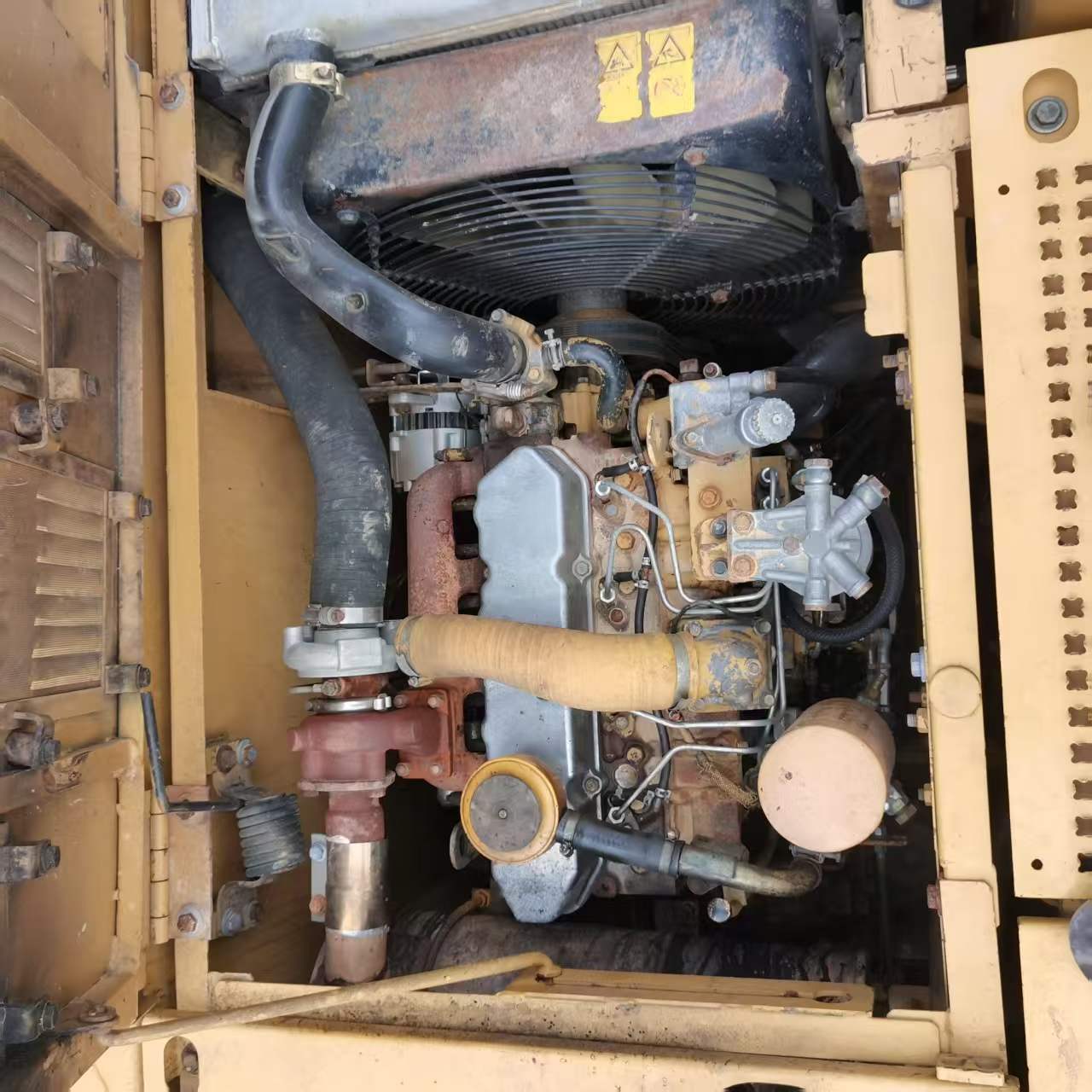 Compre Escavadeira Caterpillar 311 Usada / 7