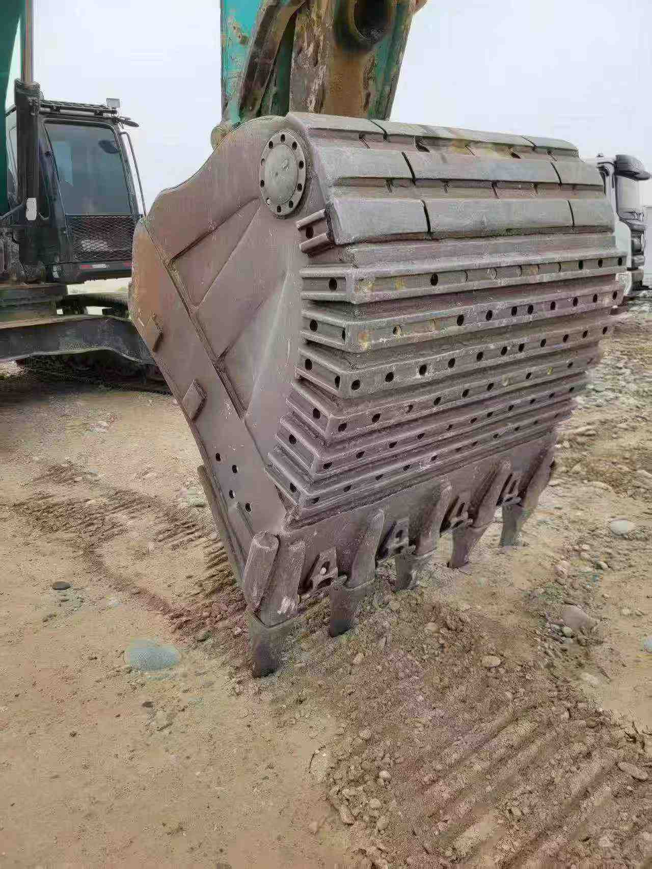 شراء حفارة Kobelco SK495D مستعملة / 3