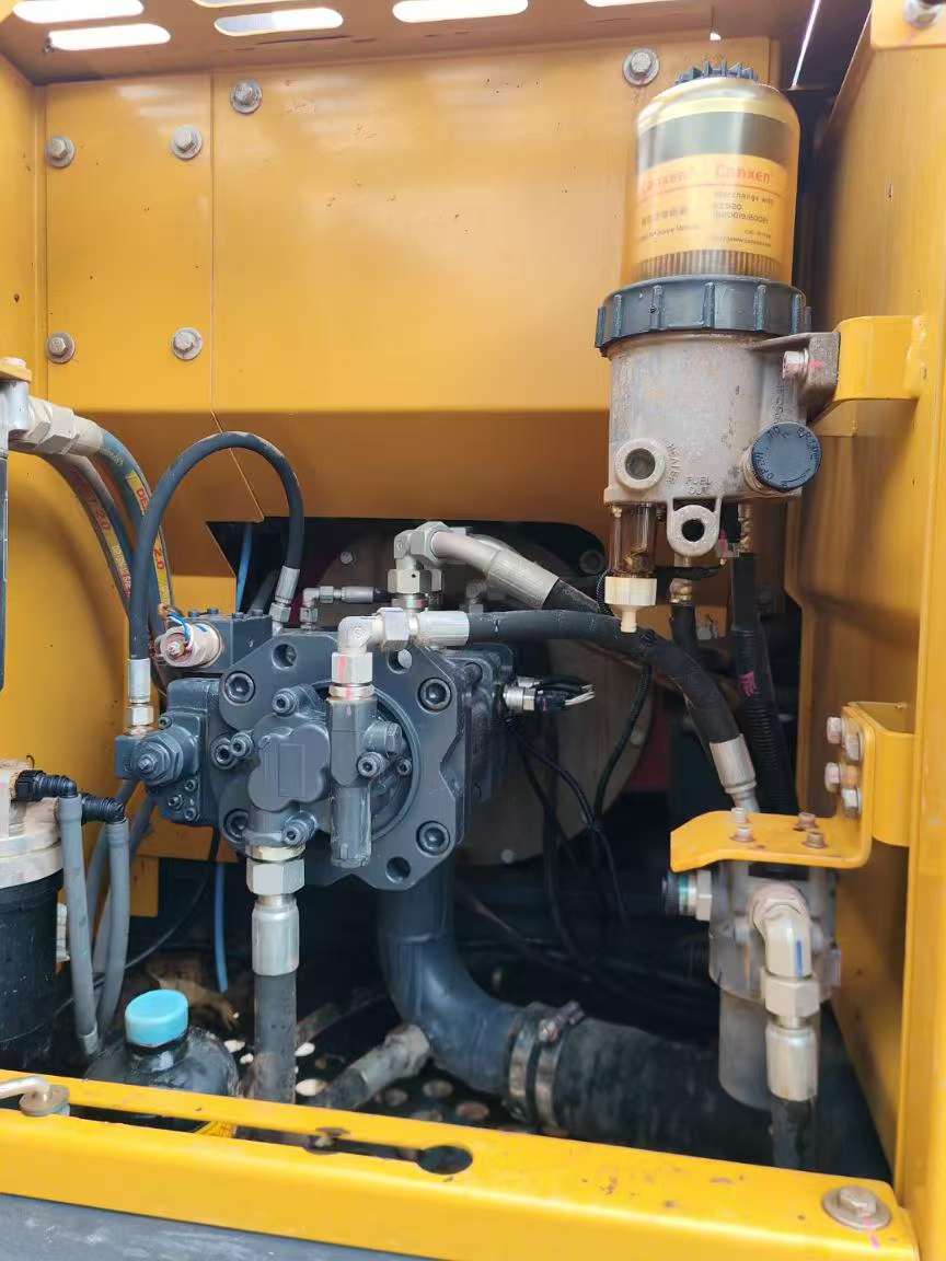 Acheter Pelle XCMG XE135B d'occasion / 7
