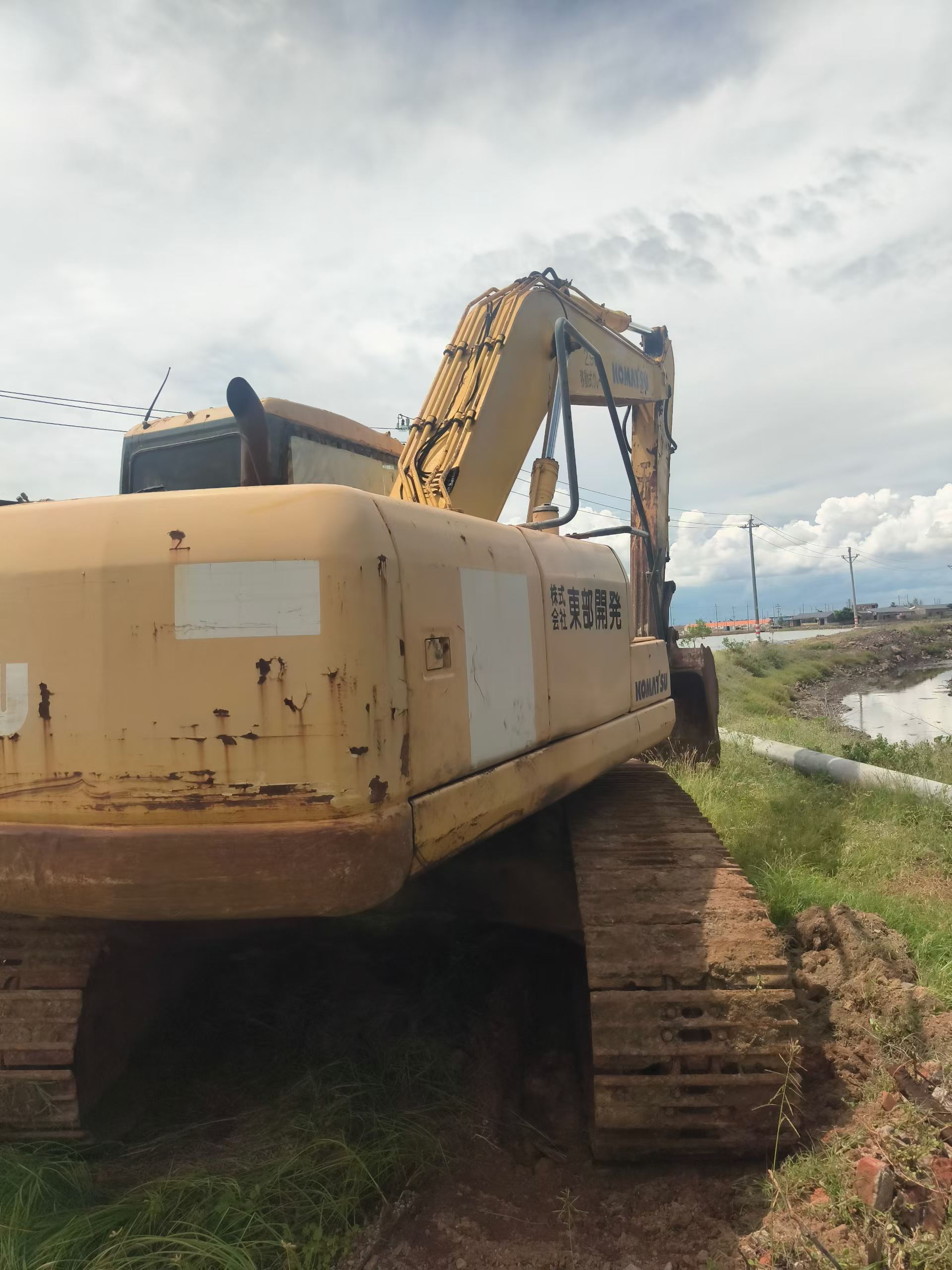Compre Excavadora Komatsu PC200-7 Usada / 9