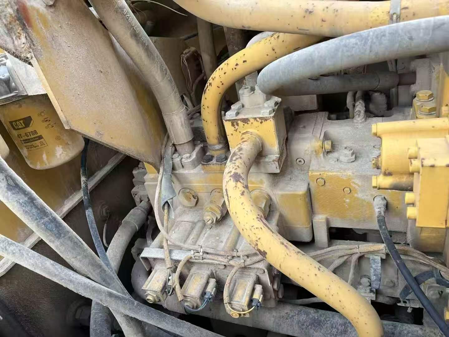 Compre Escavadeira Caterpillar 374D Usada / 7 Compre Escavadeira Caterpillar 374D Usada / 7