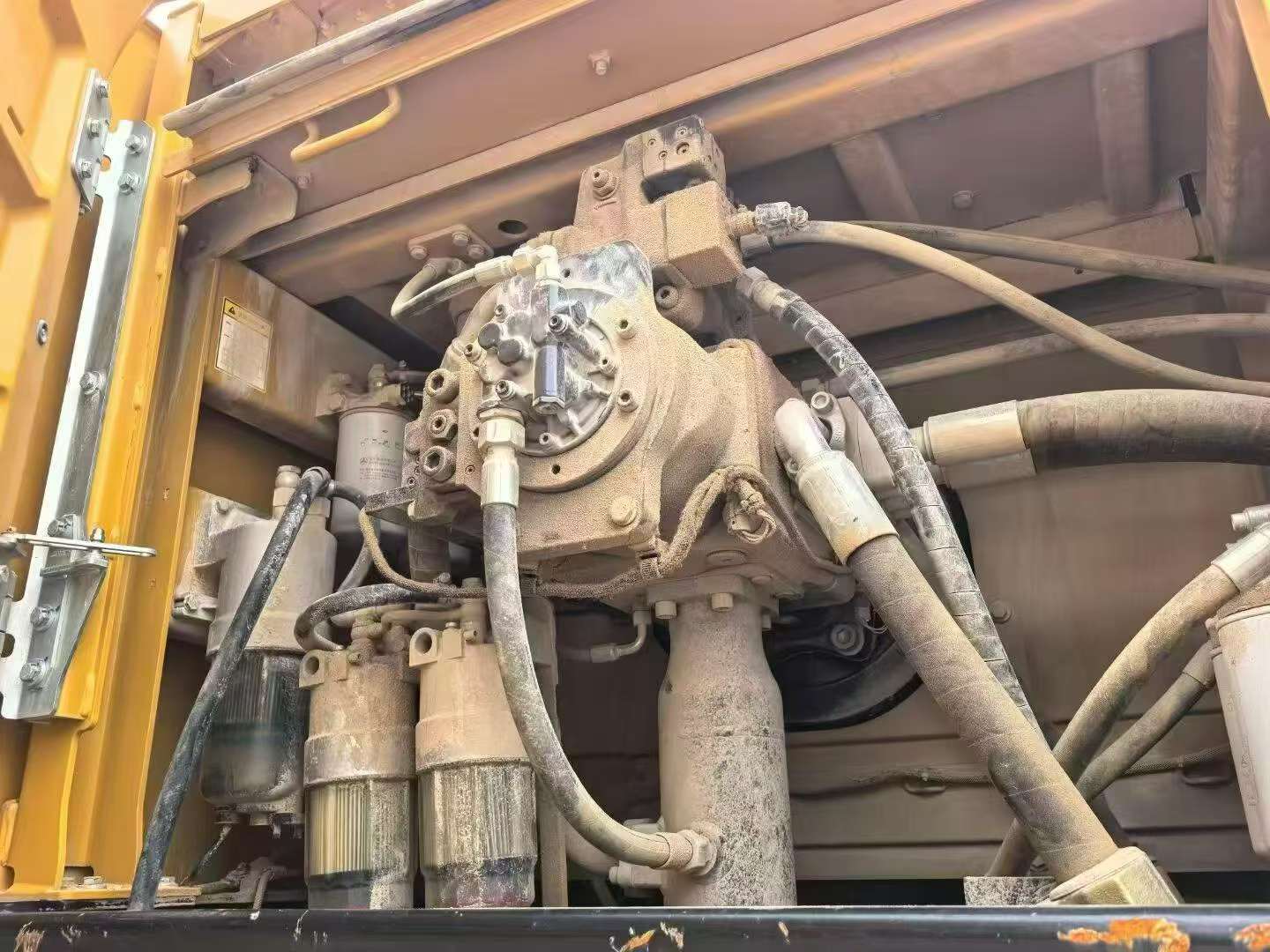 Compre Excavadora Sany SY650H Usada / 3 Compre Excavadora Sany SY650H Usada / 3