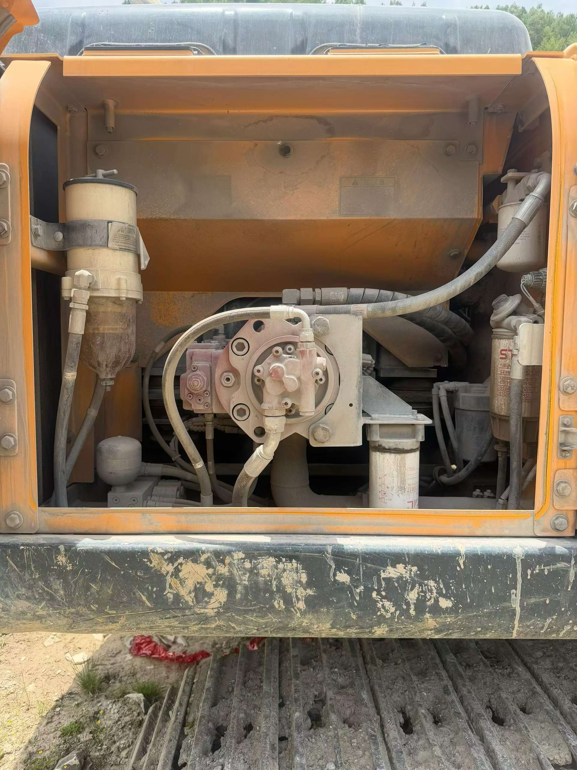 شراء حفارة Hyundai R205VS مستعملة / 6