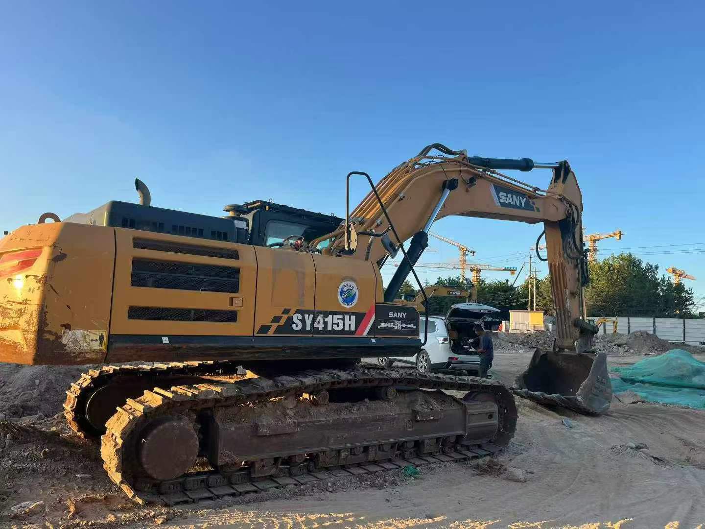 Buy Sany SY375H Used Excavator / 2 Buy Sany SY375H Used Excavator / 2