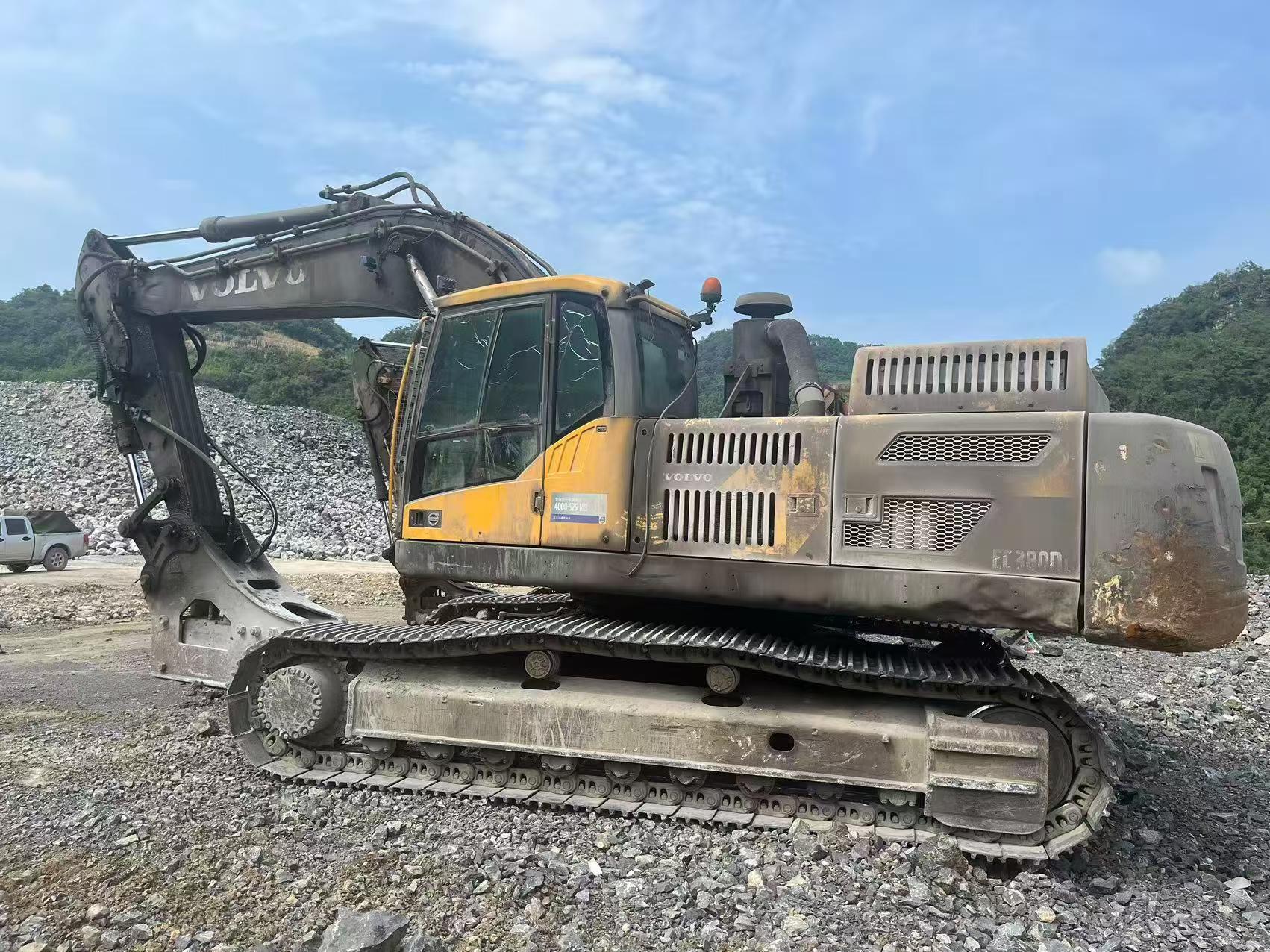 Compre Escavadeira Volvo EC380D Usada / 6 Compre Escavadeira Volvo EC380D Usada / 6