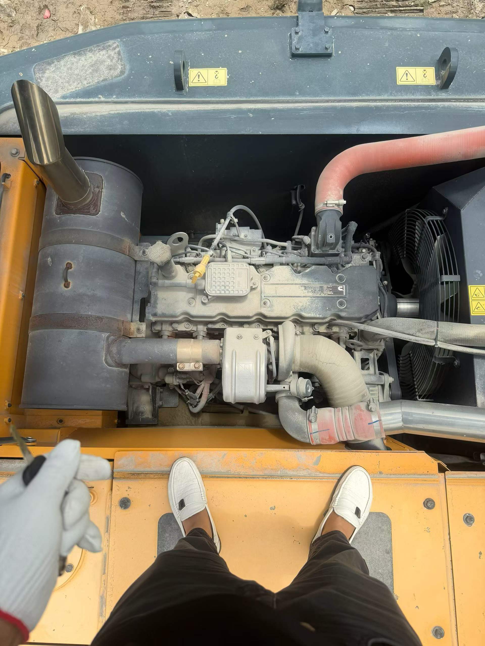 شراء حفارة Hyundai R205VS مستعملة / 3