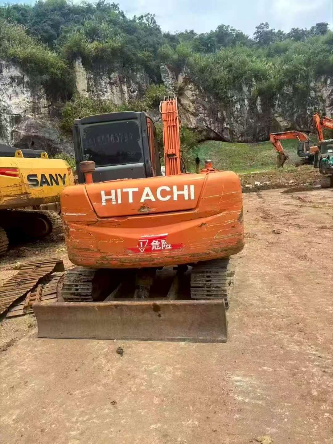 Buy Hitachi EX60-5 Used Excavator / 3