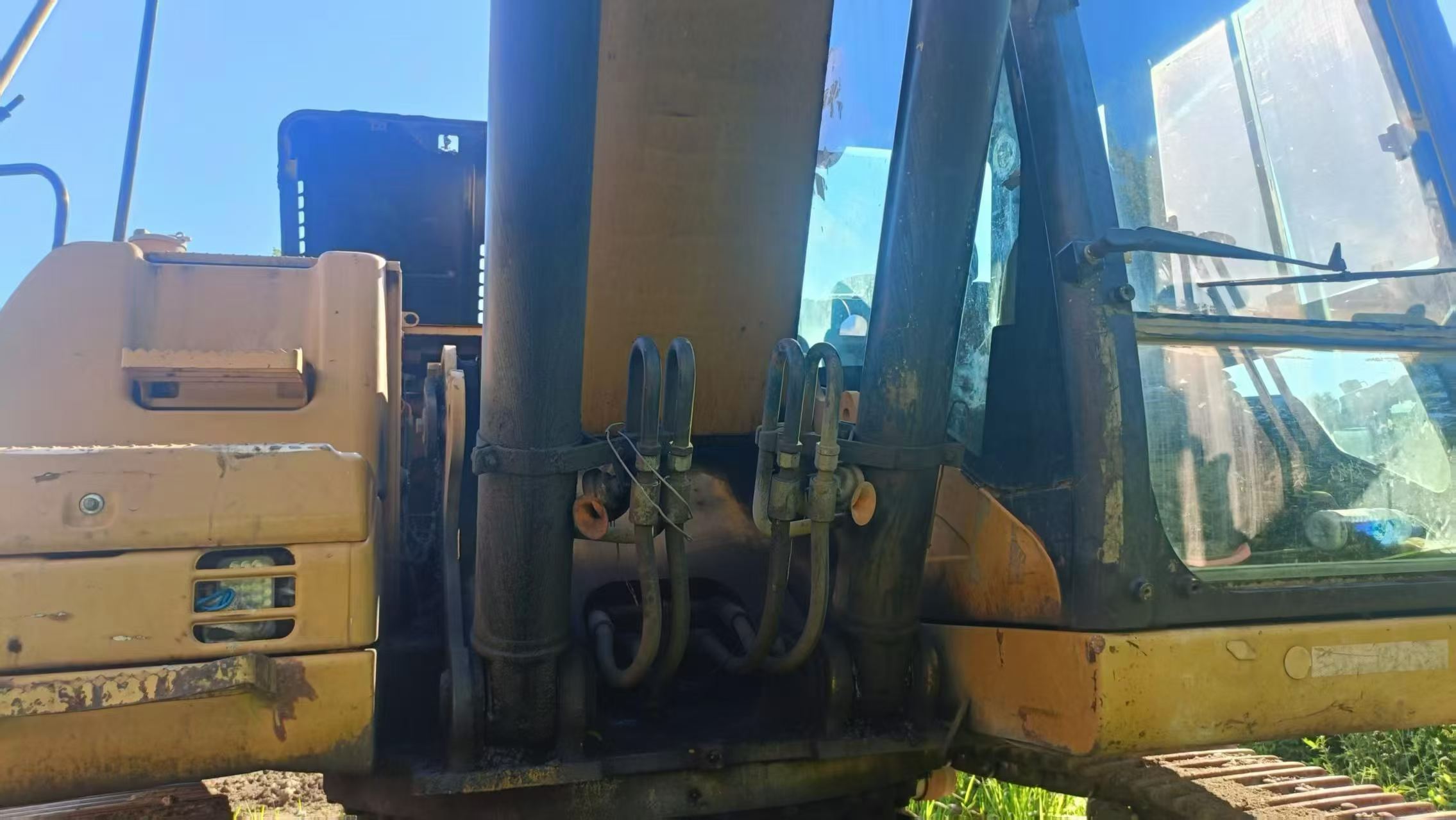 شراء حفارة Caterpillar 324D مستعملة / 5