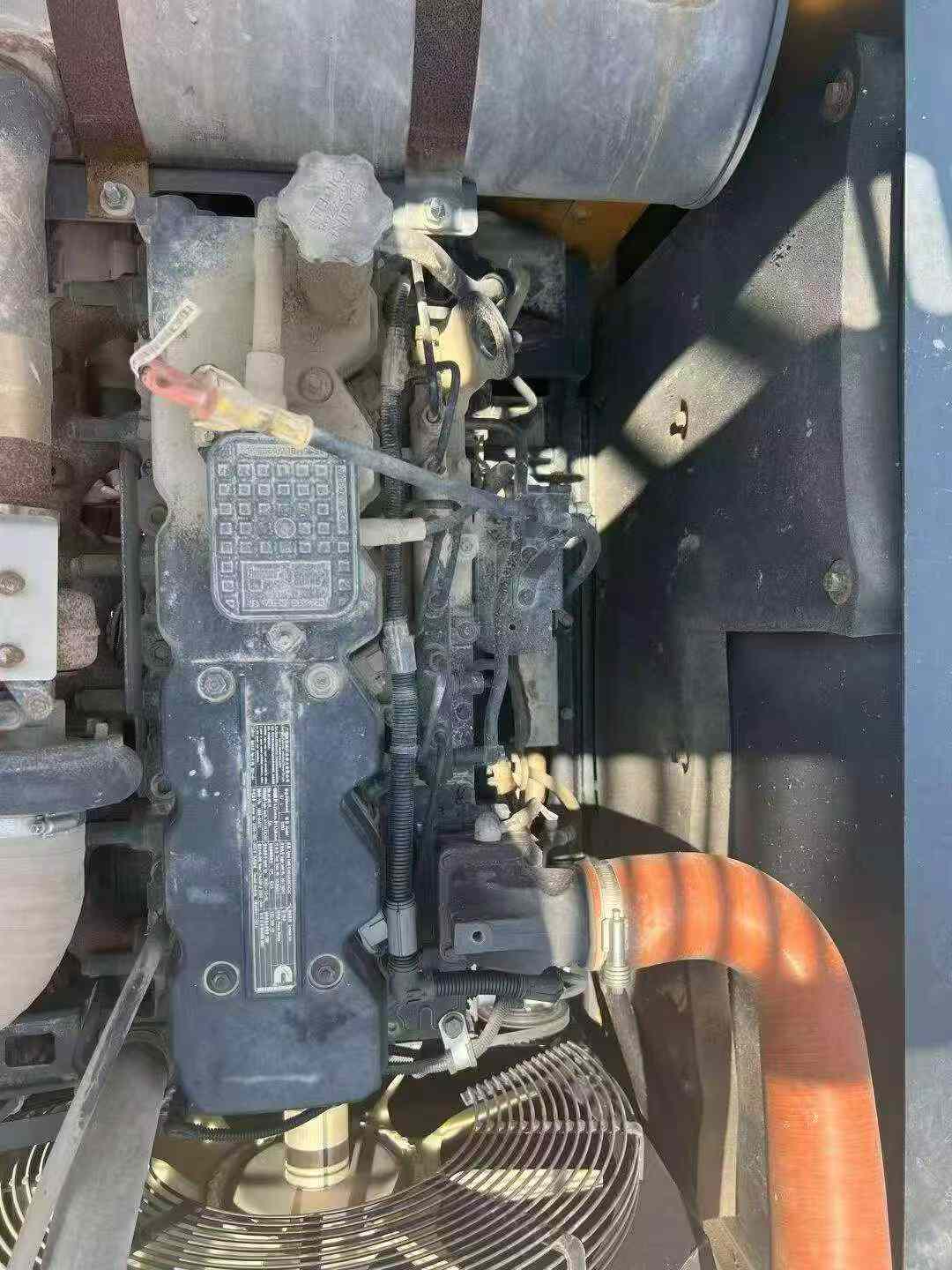 شراء حفارة Hyundai R215-7 مستعملة / 3