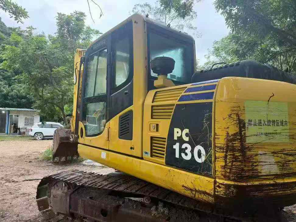 Comprar Komatsu PC130-8 Usado Escavadeira