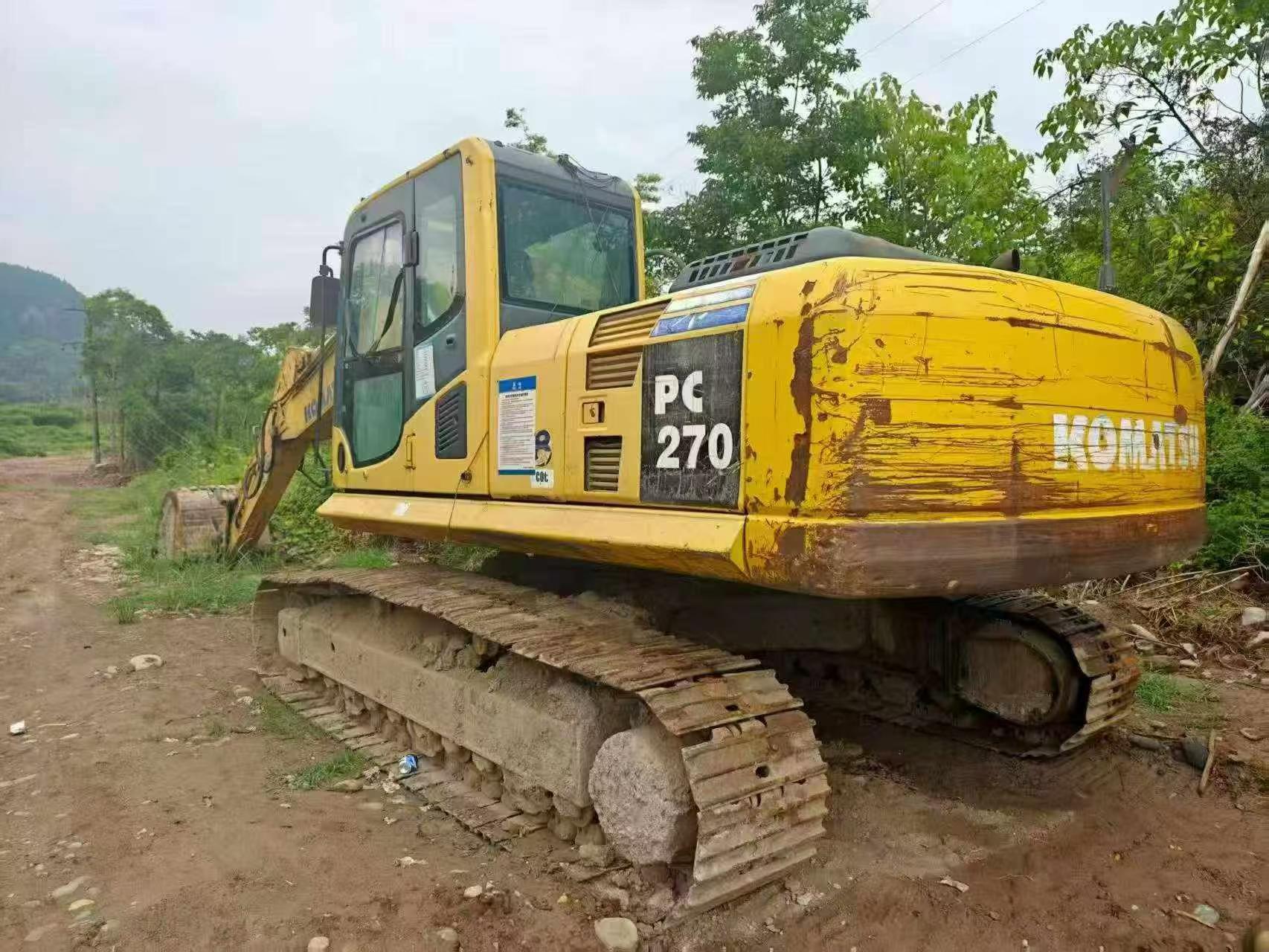 Compre Excavadora Komatsu PC240-6 Usada / 3 Compre Excavadora Komatsu PC240-6 Usada / 3