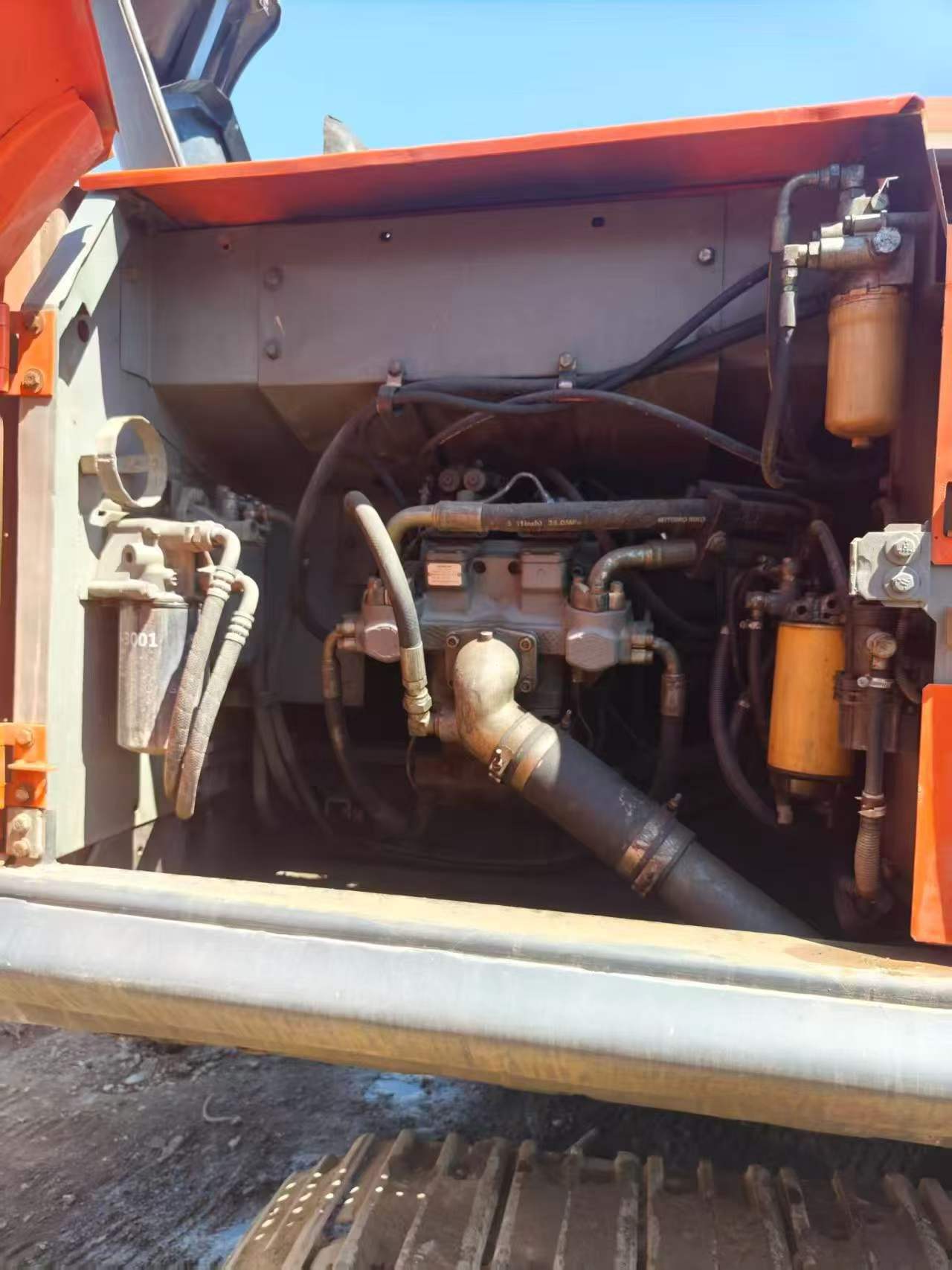 Buy Hitachi EX200 Used Excavator / 4 Buy Hitachi EX200 Used Excavator / 4