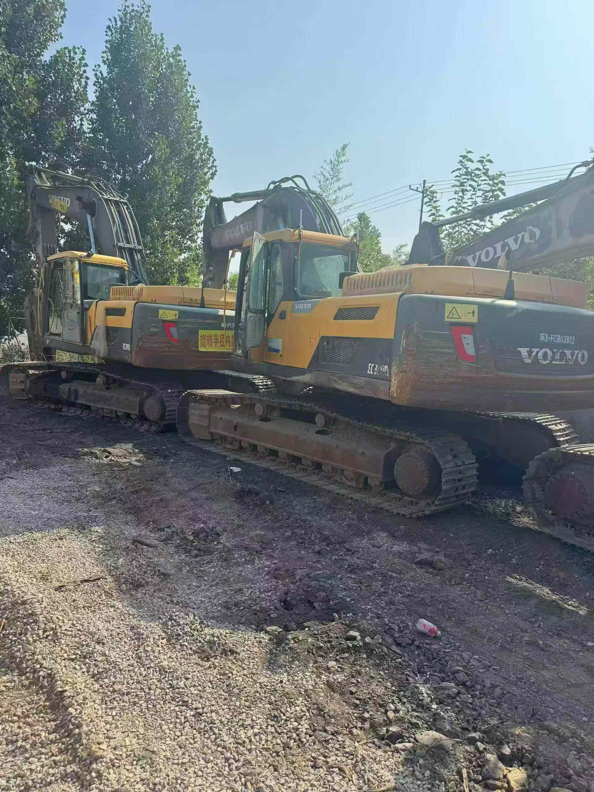 Купить Подержанный Экскаватор Volvo EC300D / 4