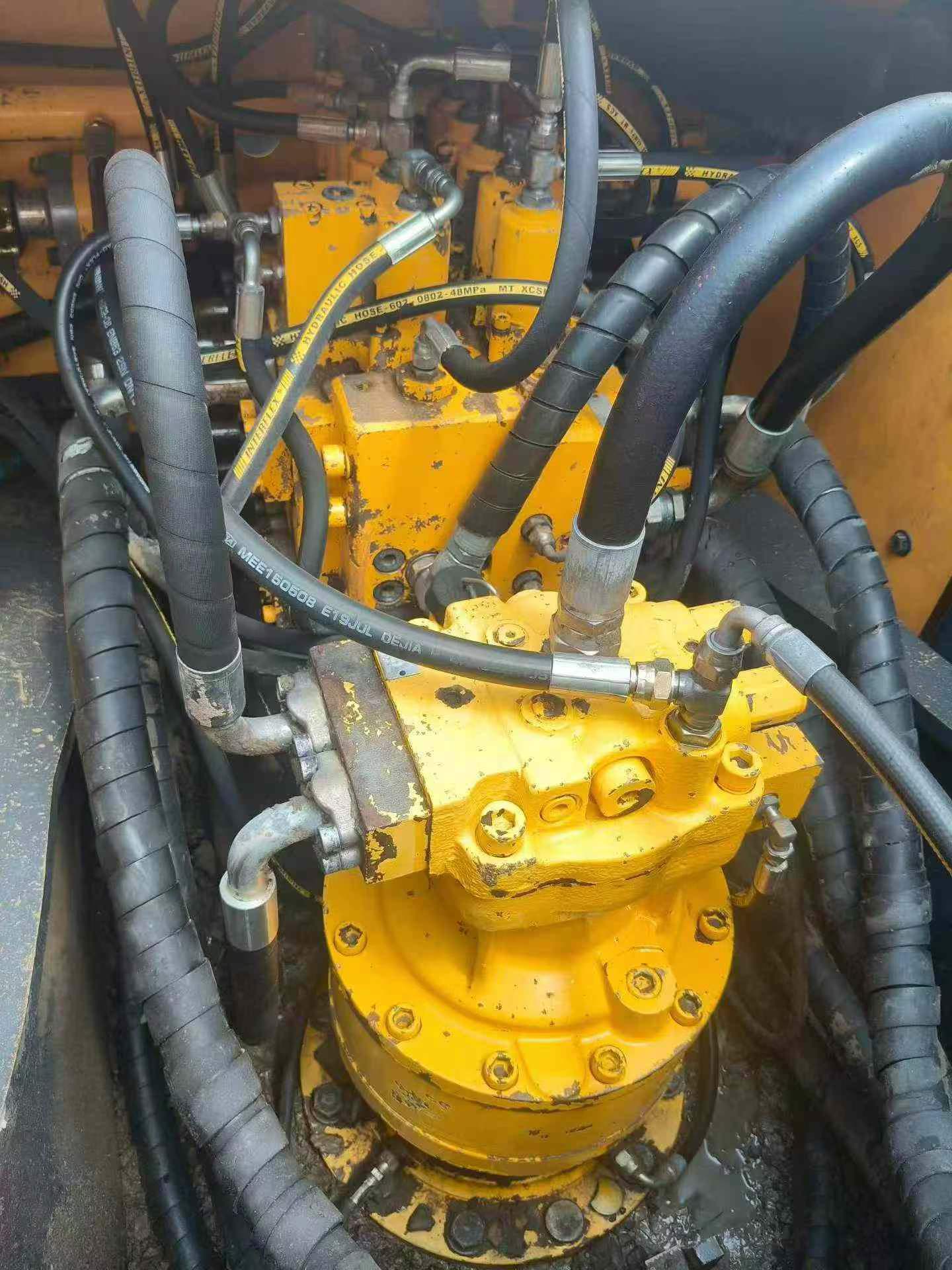 شراء حفارة Hyundai R225-7 مستعملة / 6