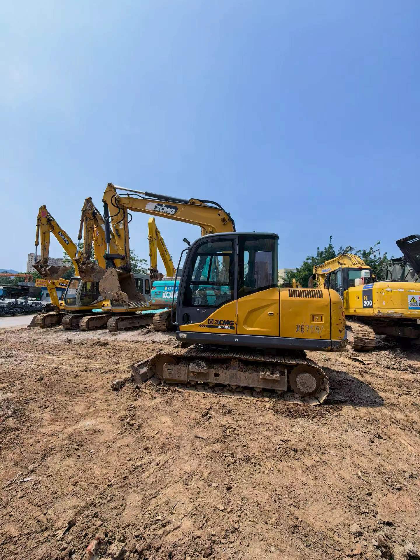 شراء XCMG XE75C مستعمل حفارة
