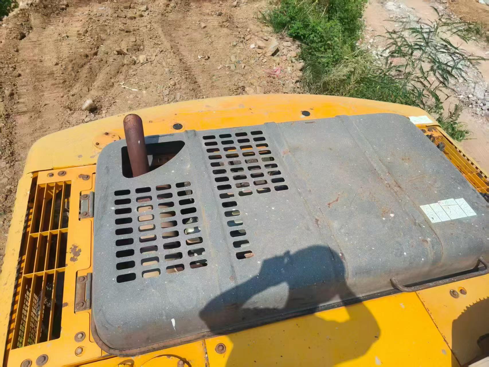 Buy Sany SY215C-8 Used Excavator / 5 Buy Sany SY215C-8 Used Excavator / 5