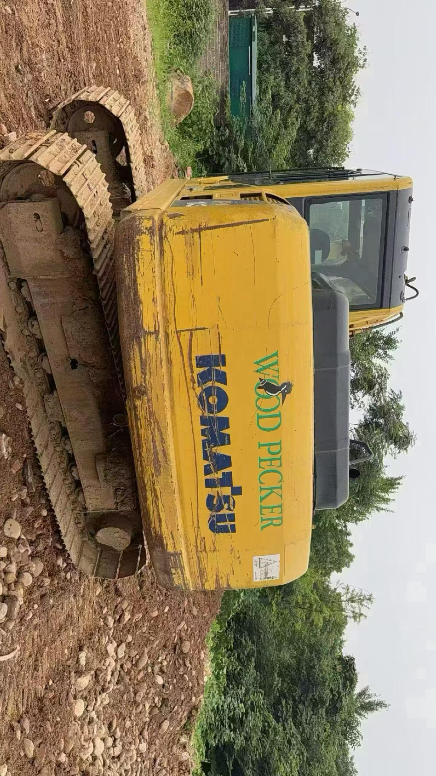 Buy Komatsu PC130-8 Used Excavator / 2 Buy Komatsu PC130-8 Used Excavator / 2