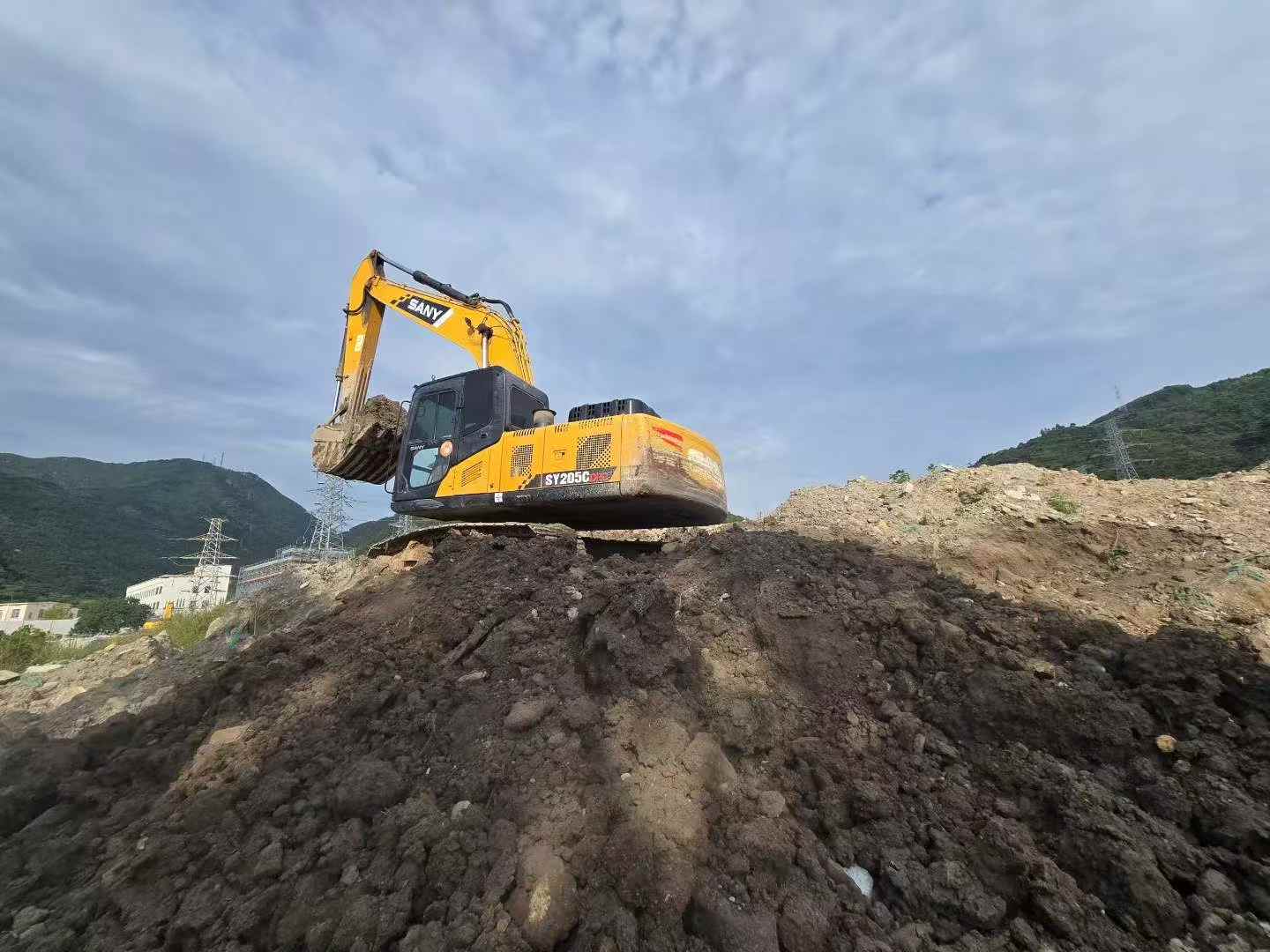 Buy Sany SY205C Used Excavator Buy Sany SY205C Used Excavator