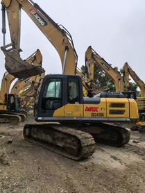 Buy XCMG XE245D Used Excavator / 3 Buy XCMG XE245D Used Excavator / 3