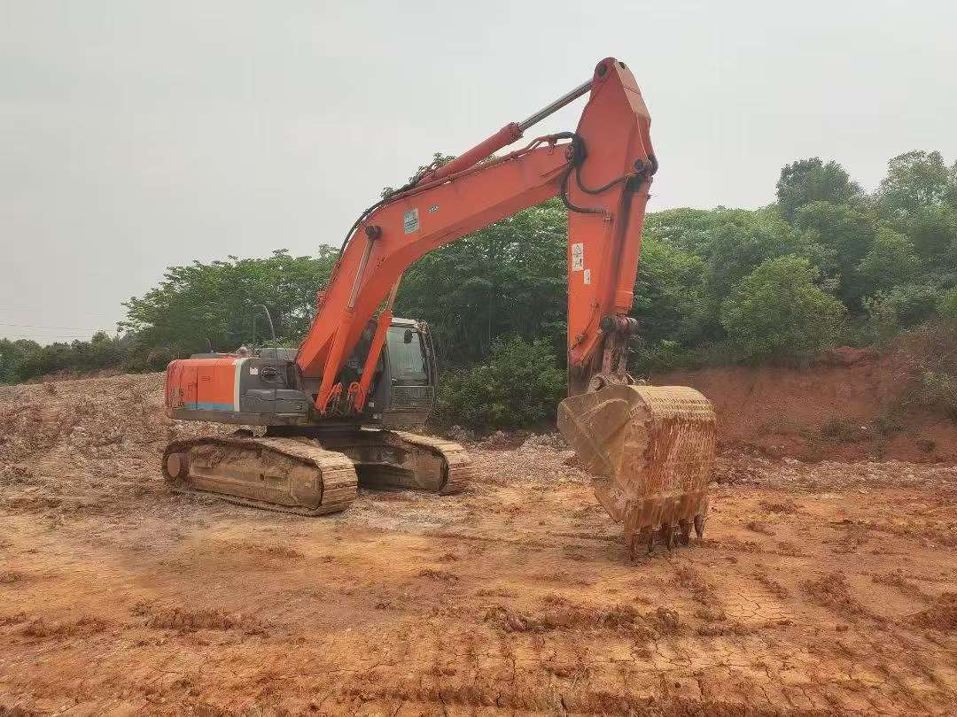 Buy Hitachi EX350 Used Excavator / 2 Buy Hitachi EX350 Used Excavator / 2