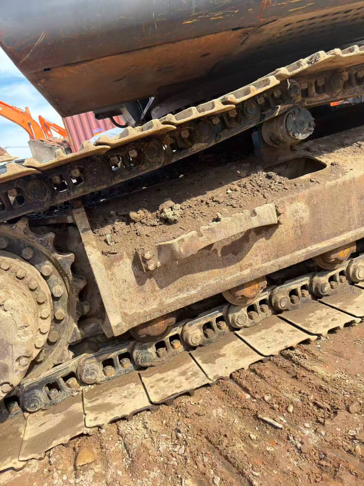 Buy Hitachi ZX200-5G Used Excavator / 5