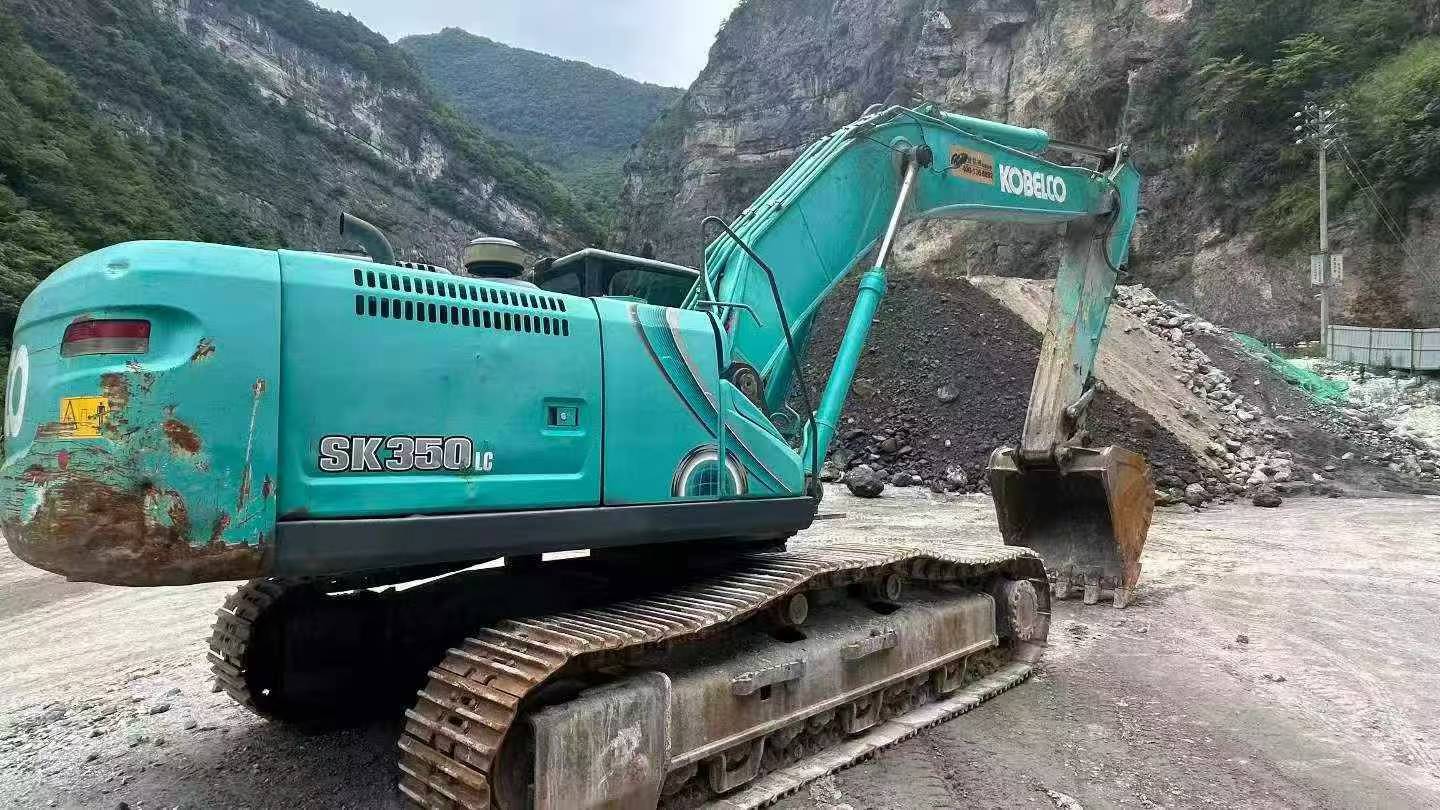 Buy Kobelco SK350-8 Used Excavator / 2