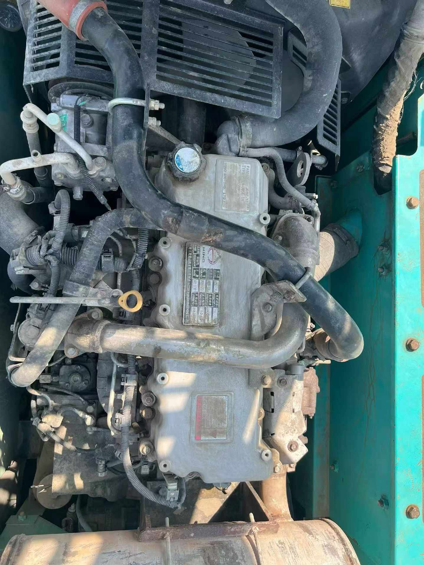 Compre Escavadeira Kobelco SK15SR Usada / 9