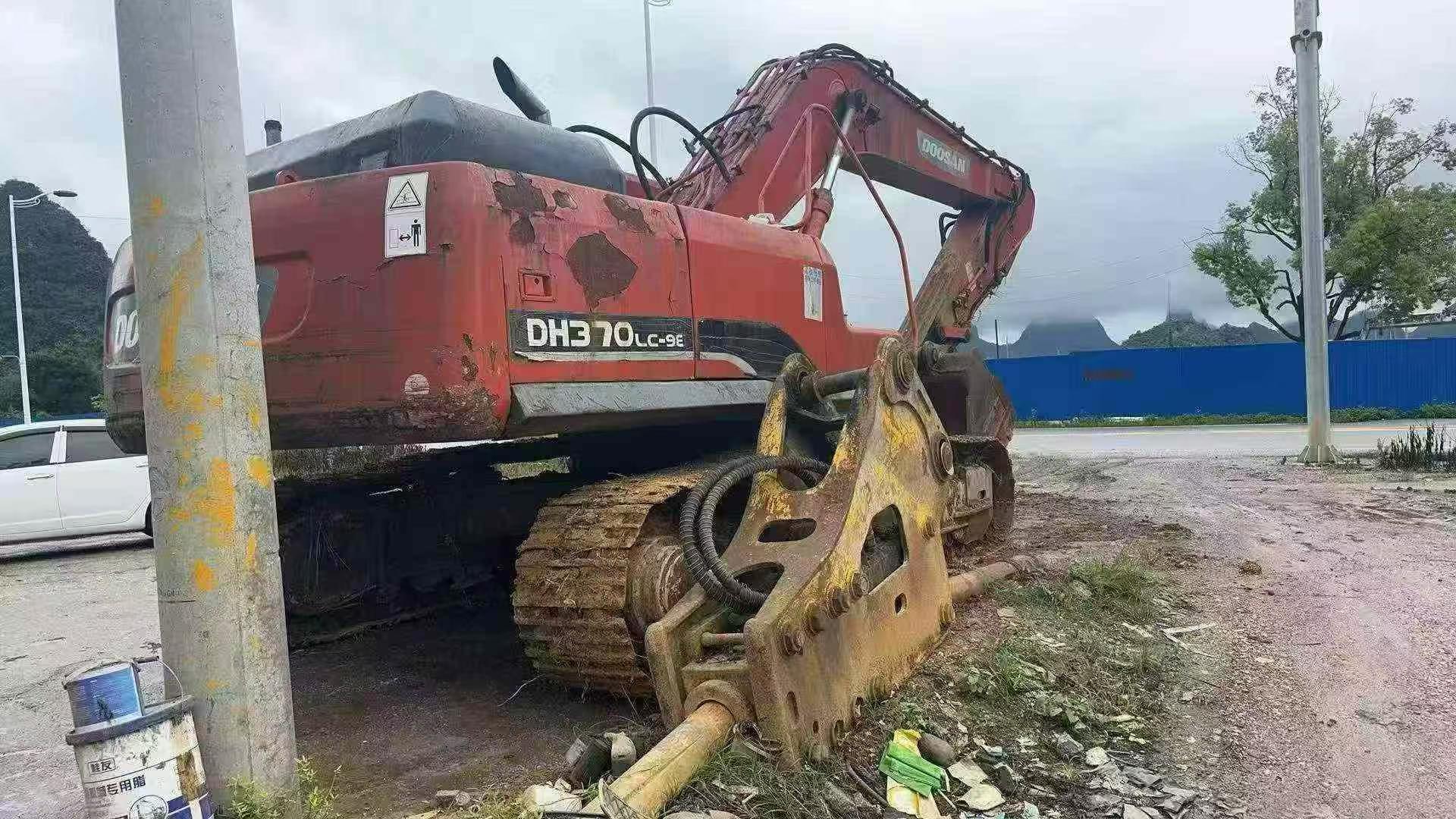 شراء Doosan S300 مستعمل حفارة شراء Doosan S300 مستعمل حفارة