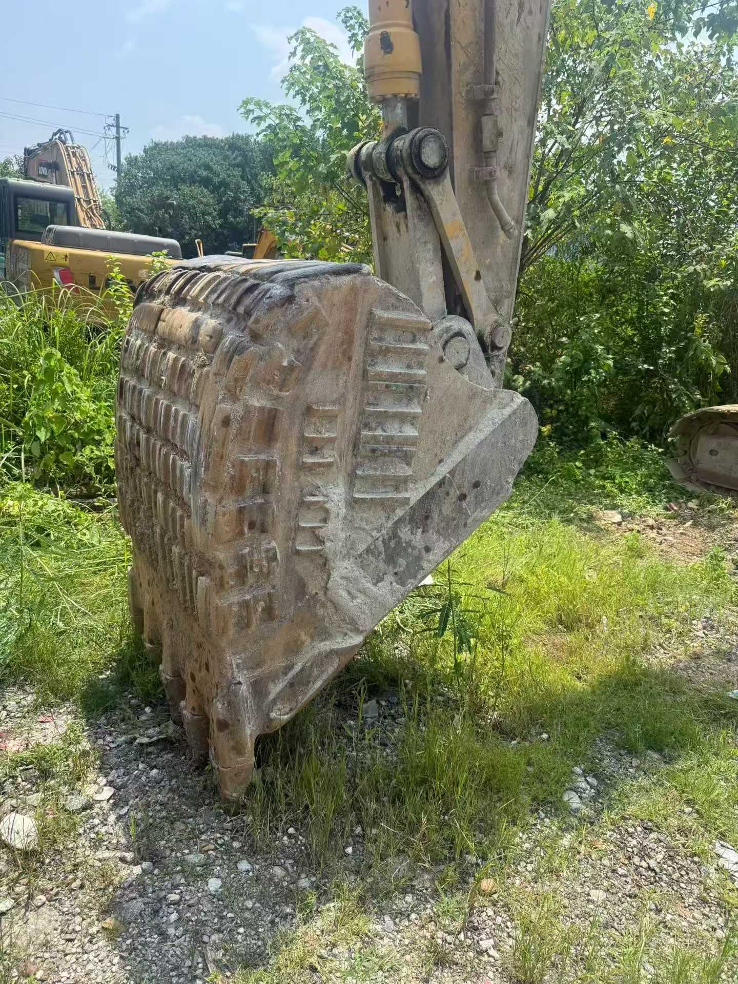 Compre Escavadeira Komatsu PC200-8 Usada / 7