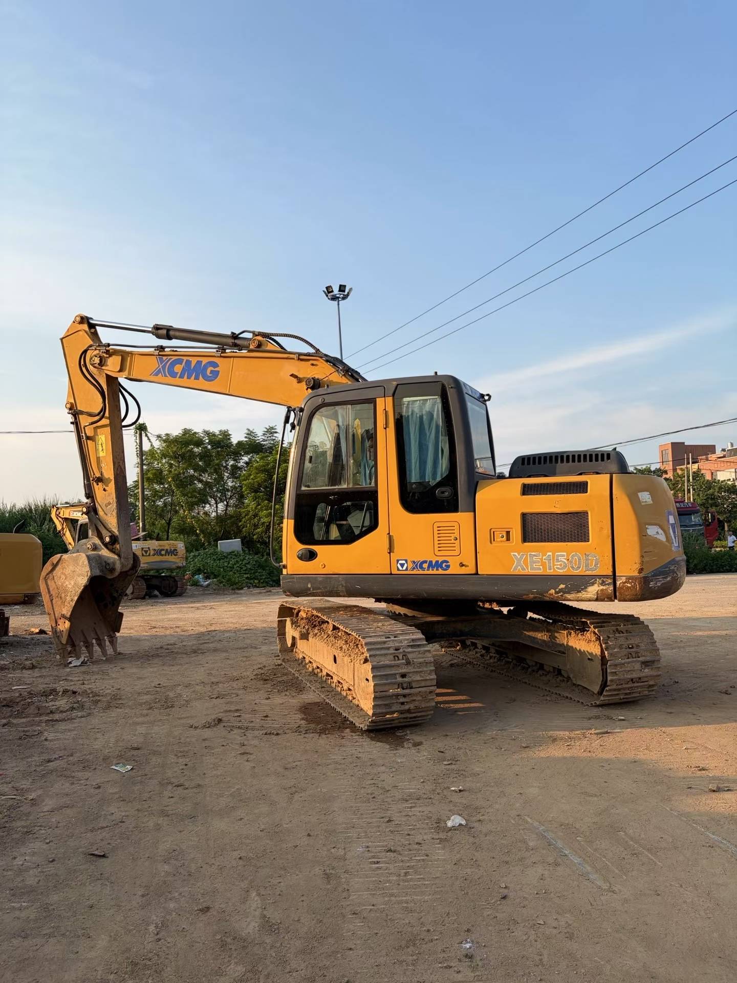 Buy XCMG XE135B Used Excavator / 4 Buy XCMG XE135B Used Excavator / 4