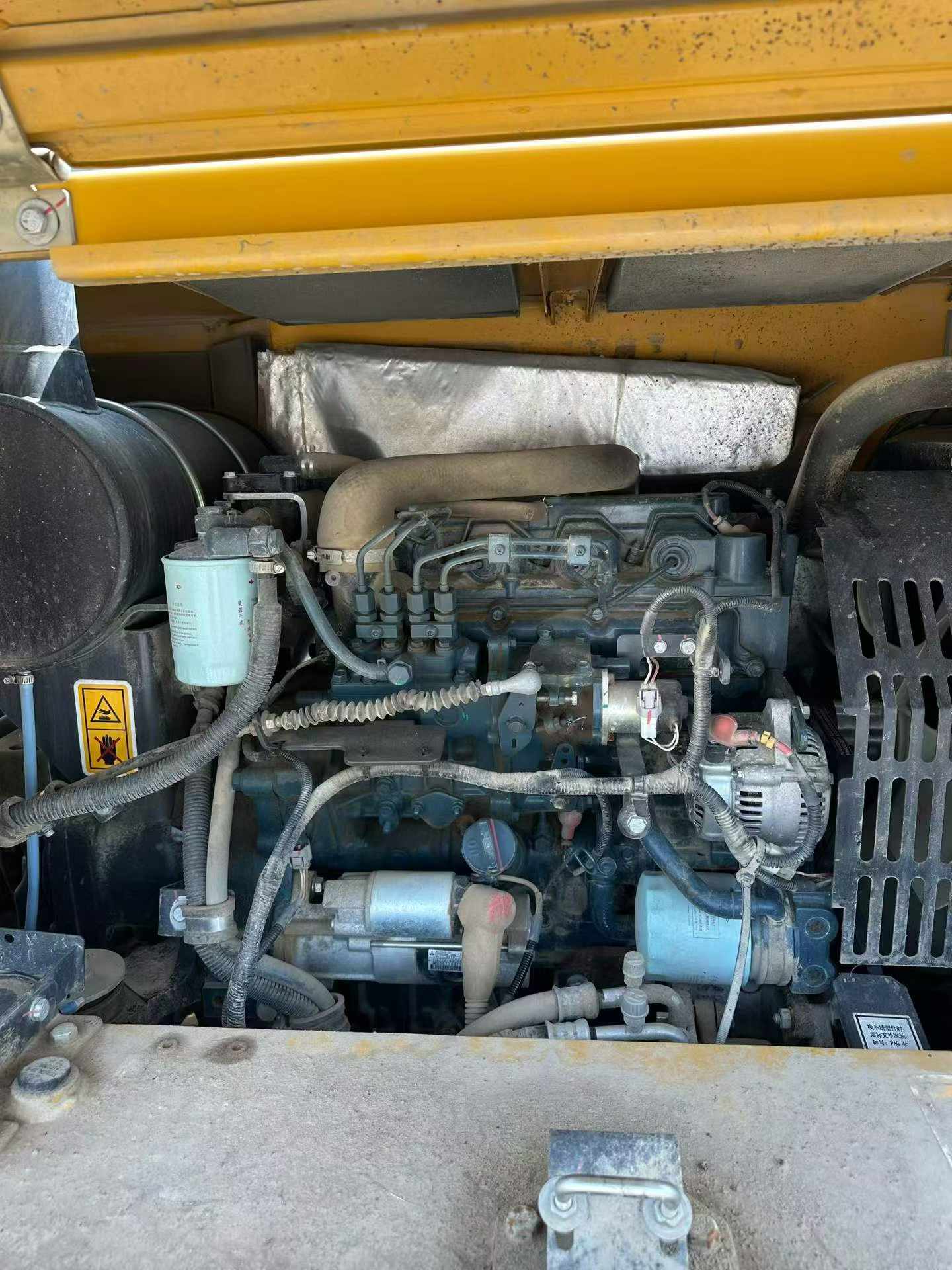 شراء حفارة XCMG XE75C مستعملة / 5