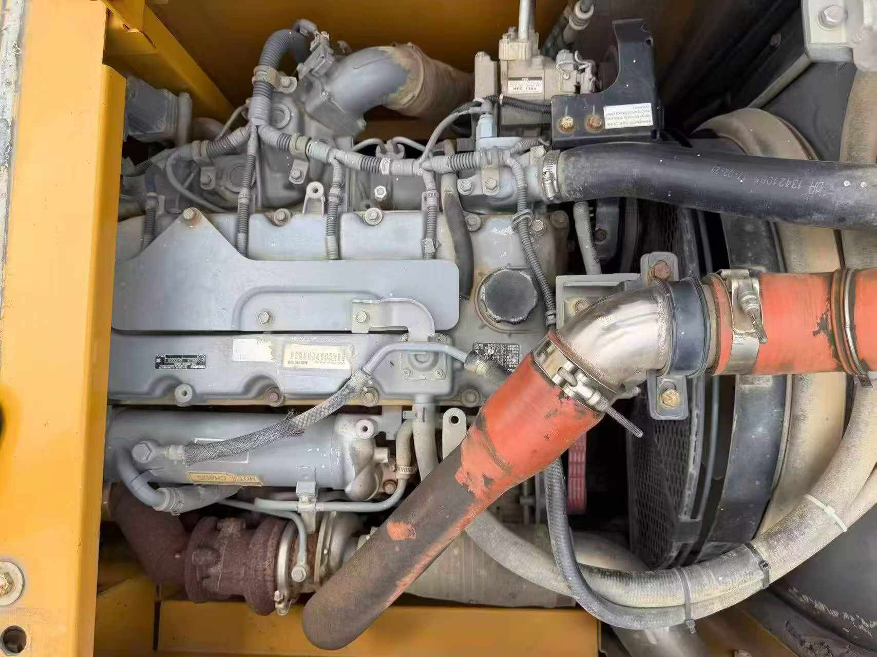 Купить Подержанный Экскаватор Sany SY135 / 3 Купить Подержанный Экскаватор Sany SY135 / 3