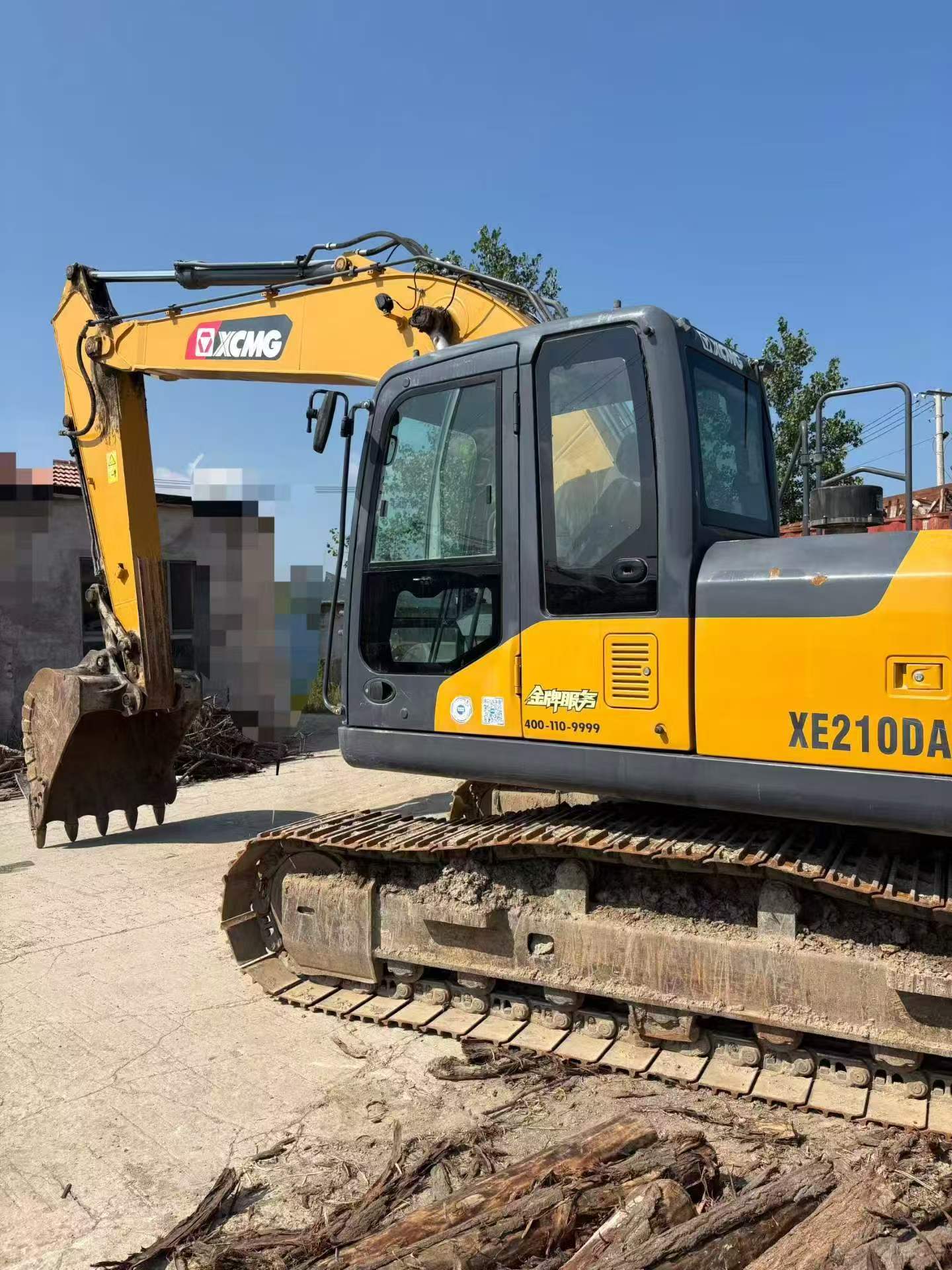 Buy XCMG XE210 Used Excavator