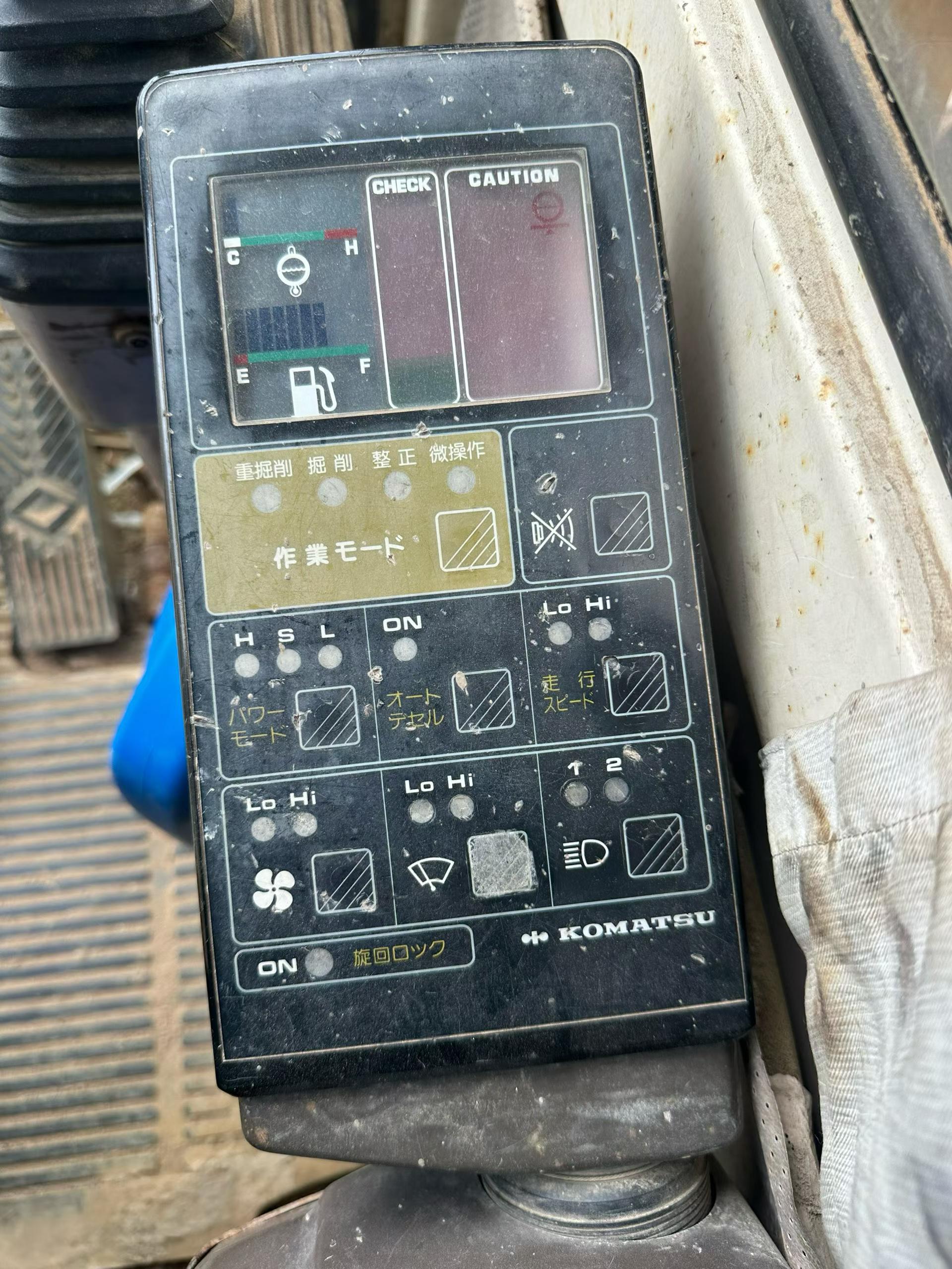 Compre Excavadora Komatsu PC100-5 Usada / 2
