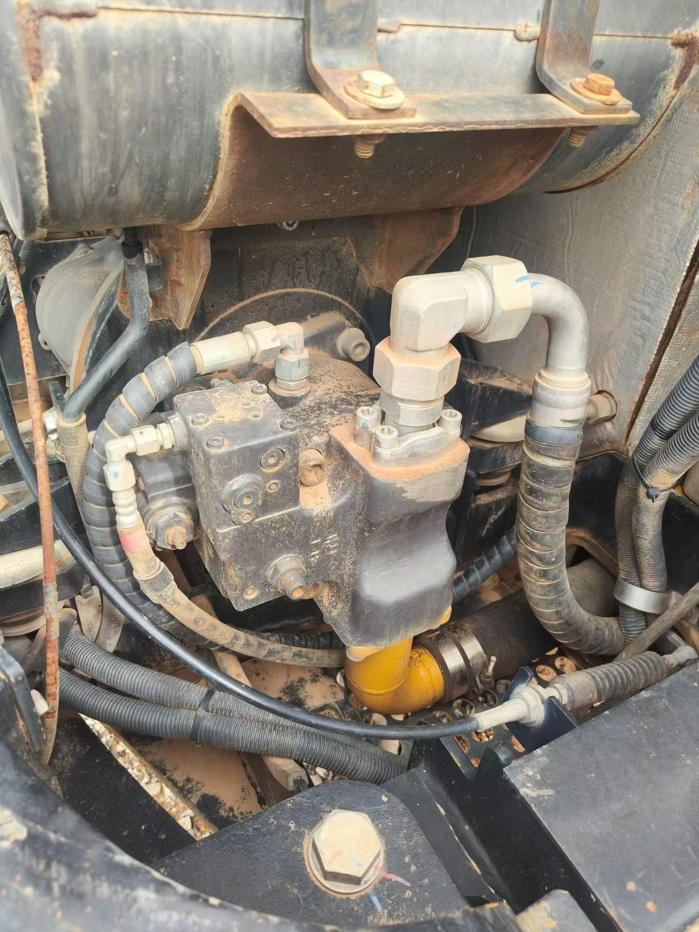 شراء حفارة Sany SY55 مستعملة / 6