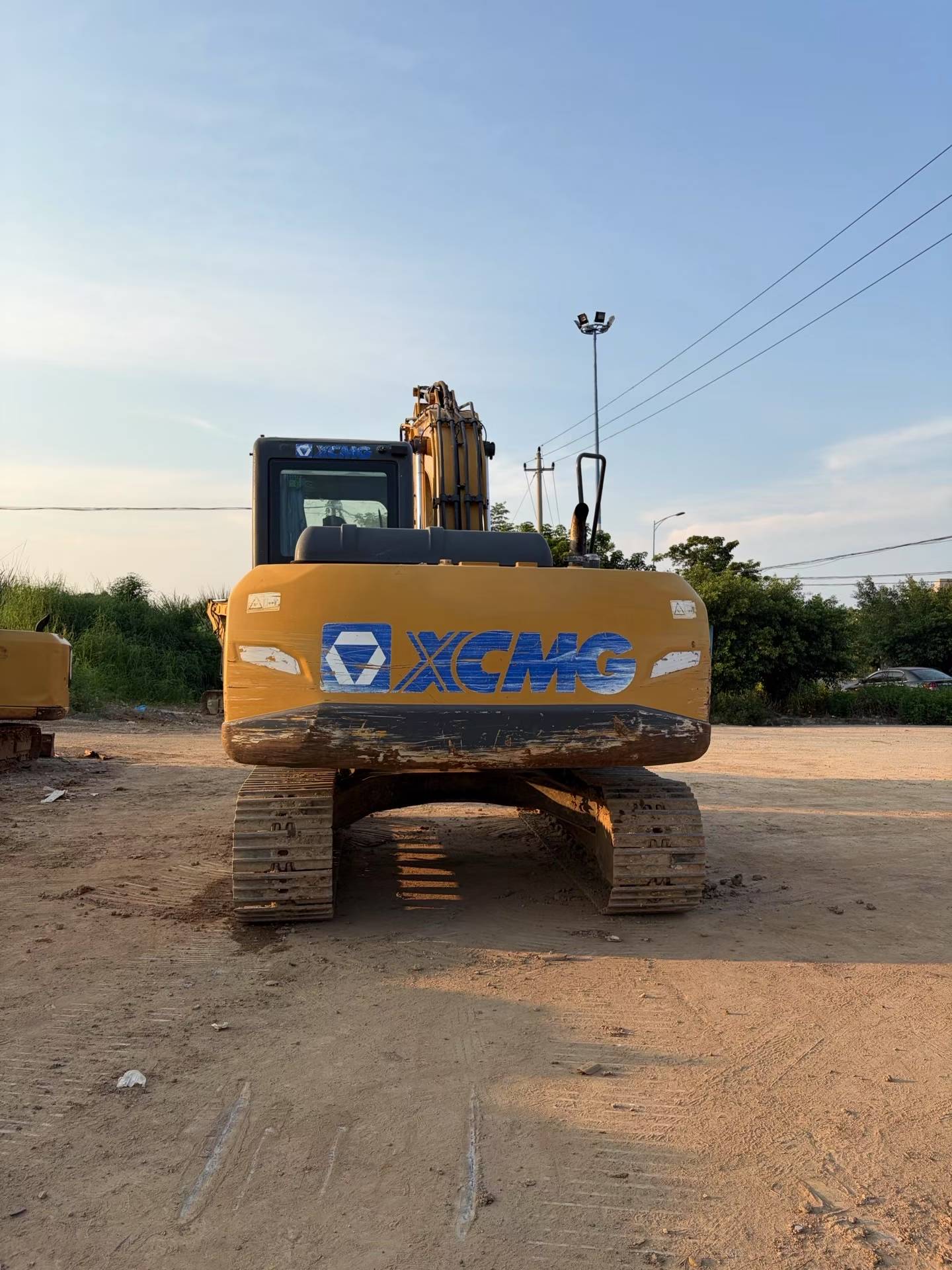 Buy XCMG XE135B Used Excavator / 3 Buy XCMG XE135B Used Excavator / 3